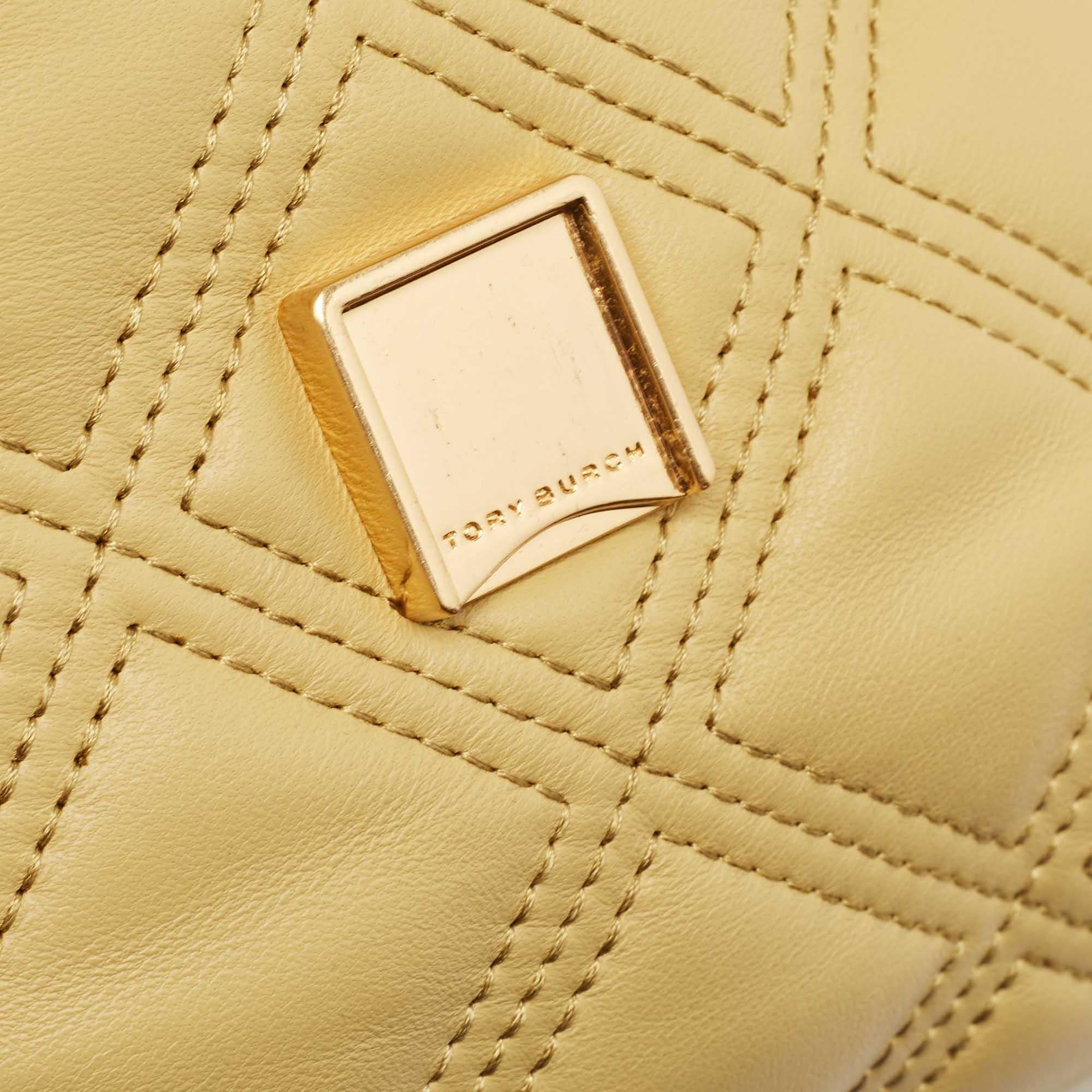 Tory Burch sac à bandoulière fleuri en cuir jaune en vente 8