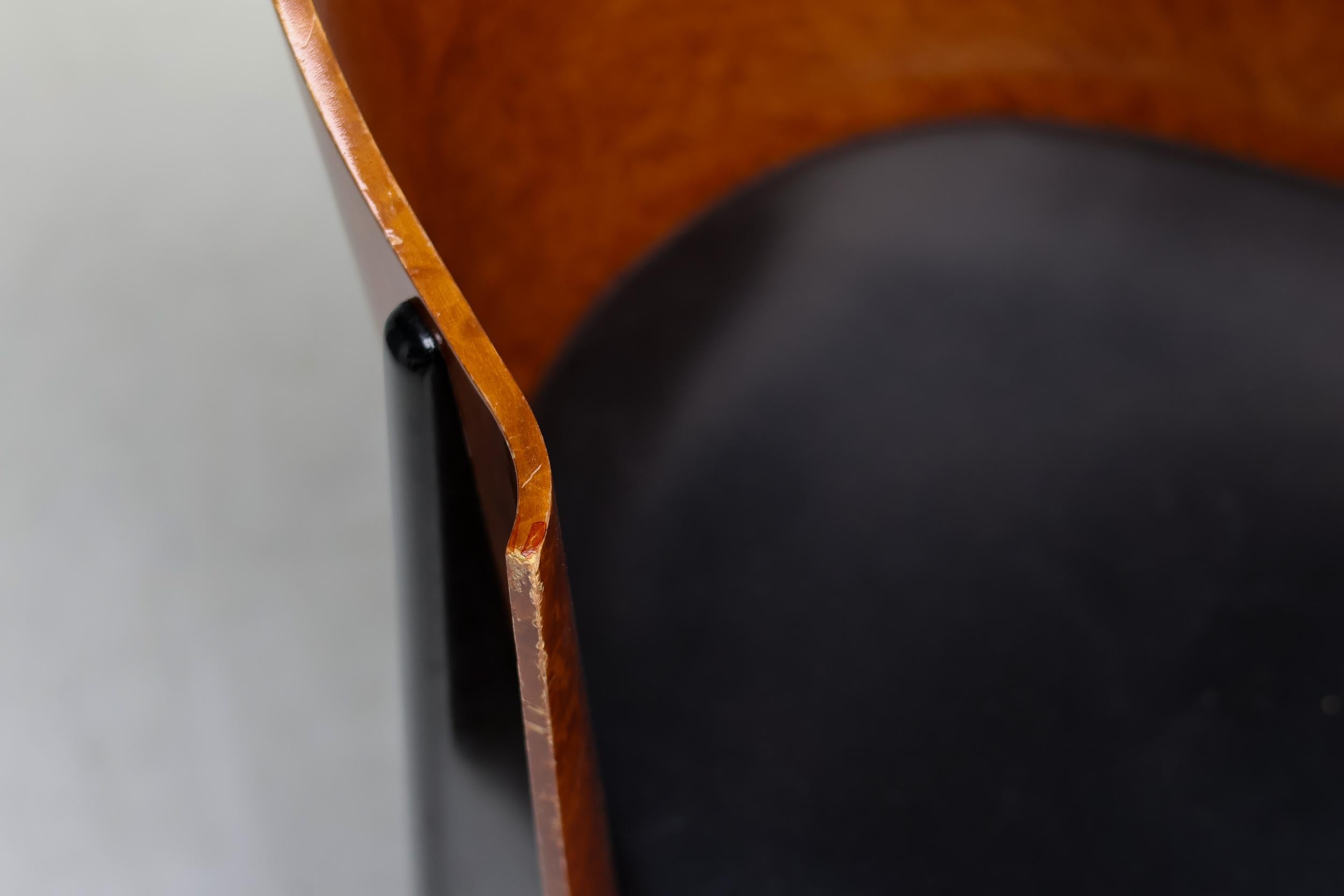 Late 20th Century Toscana Chairs by Piero Sartogo for Saporiti For Sale