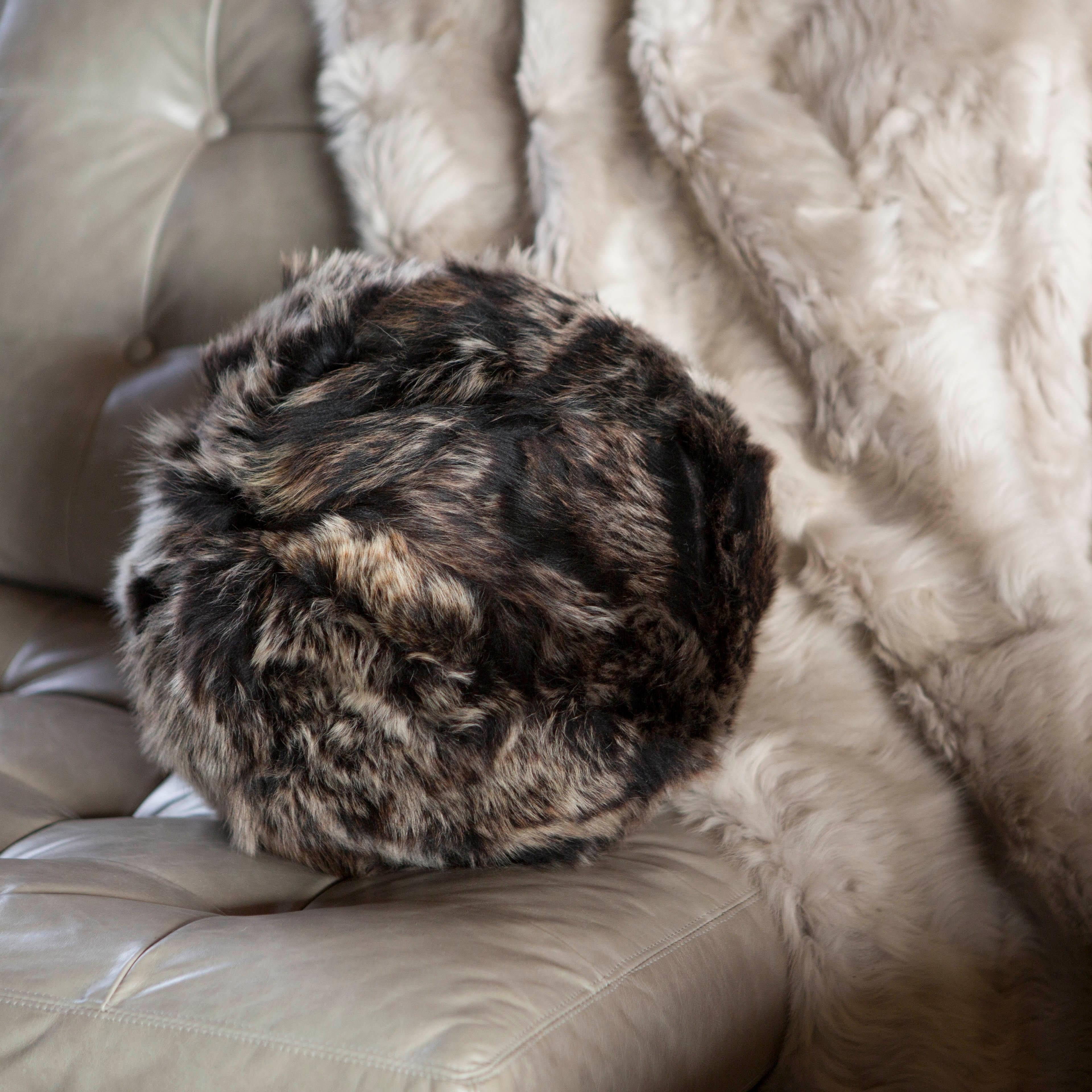 Contemporary Toscana Sheepskin, Fur Snowball Pillow Black For Sale