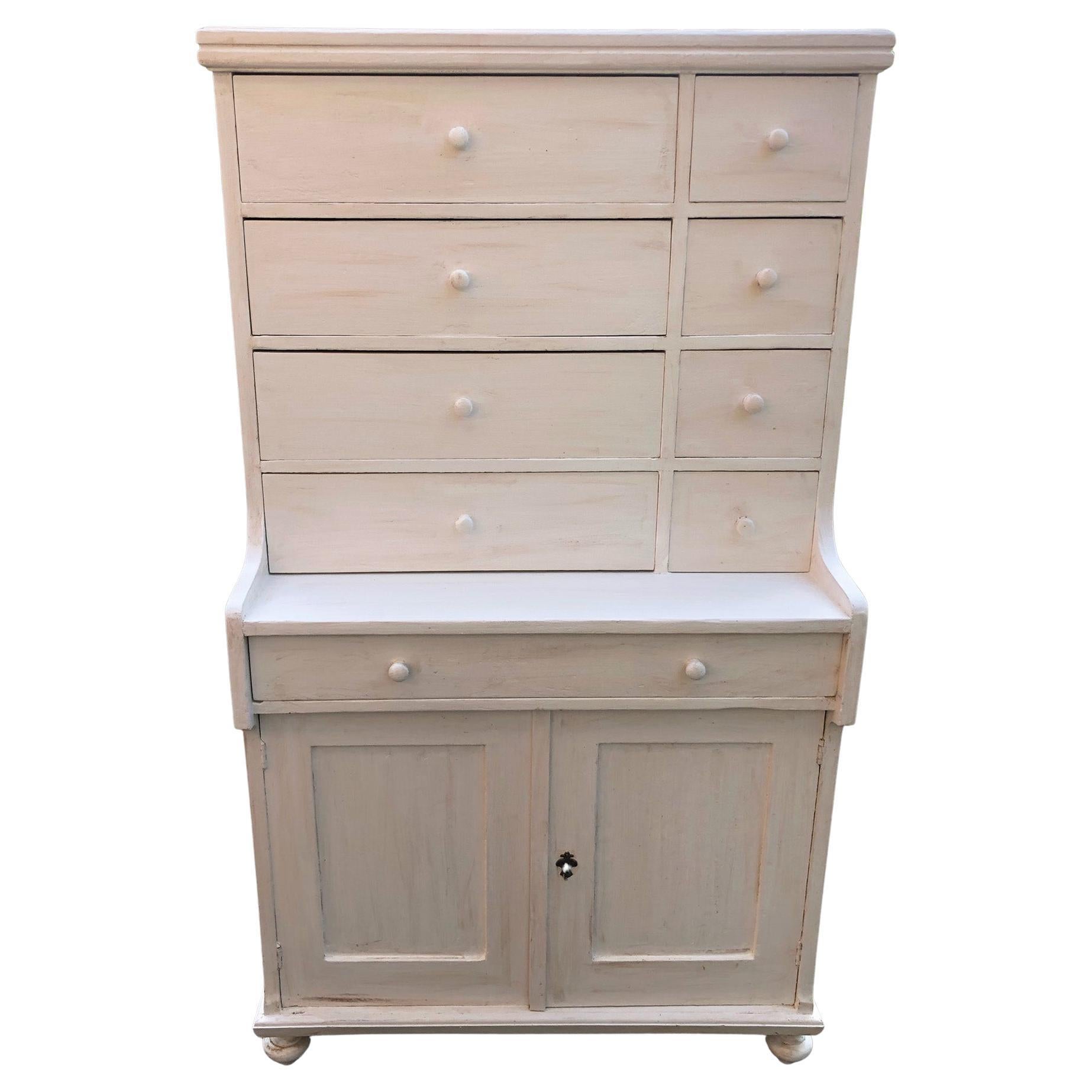 Credenza Toscana, colore bianco anticato, con 9 cassetti e due ante in vendita