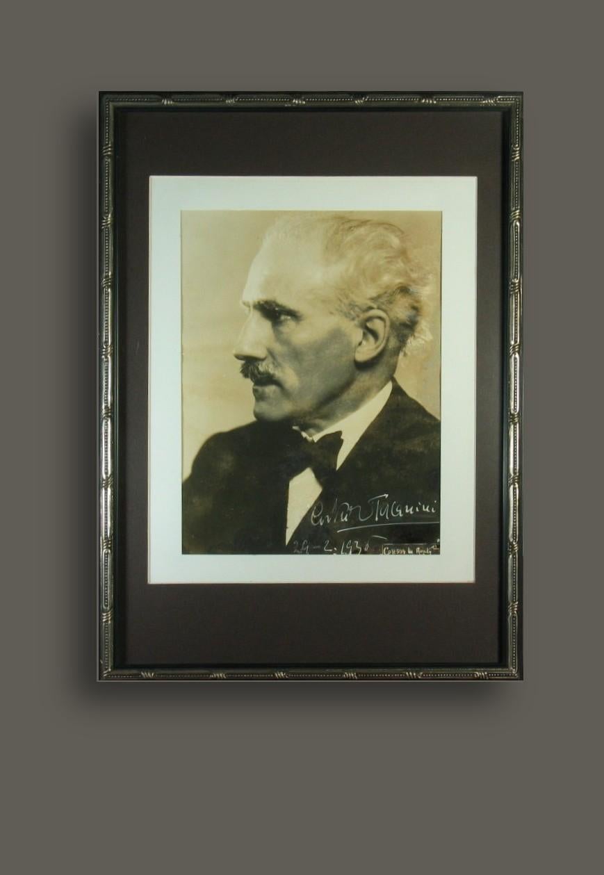 American Toscanini, Arturo. (1867-1957)   Signed Photograph For Sale