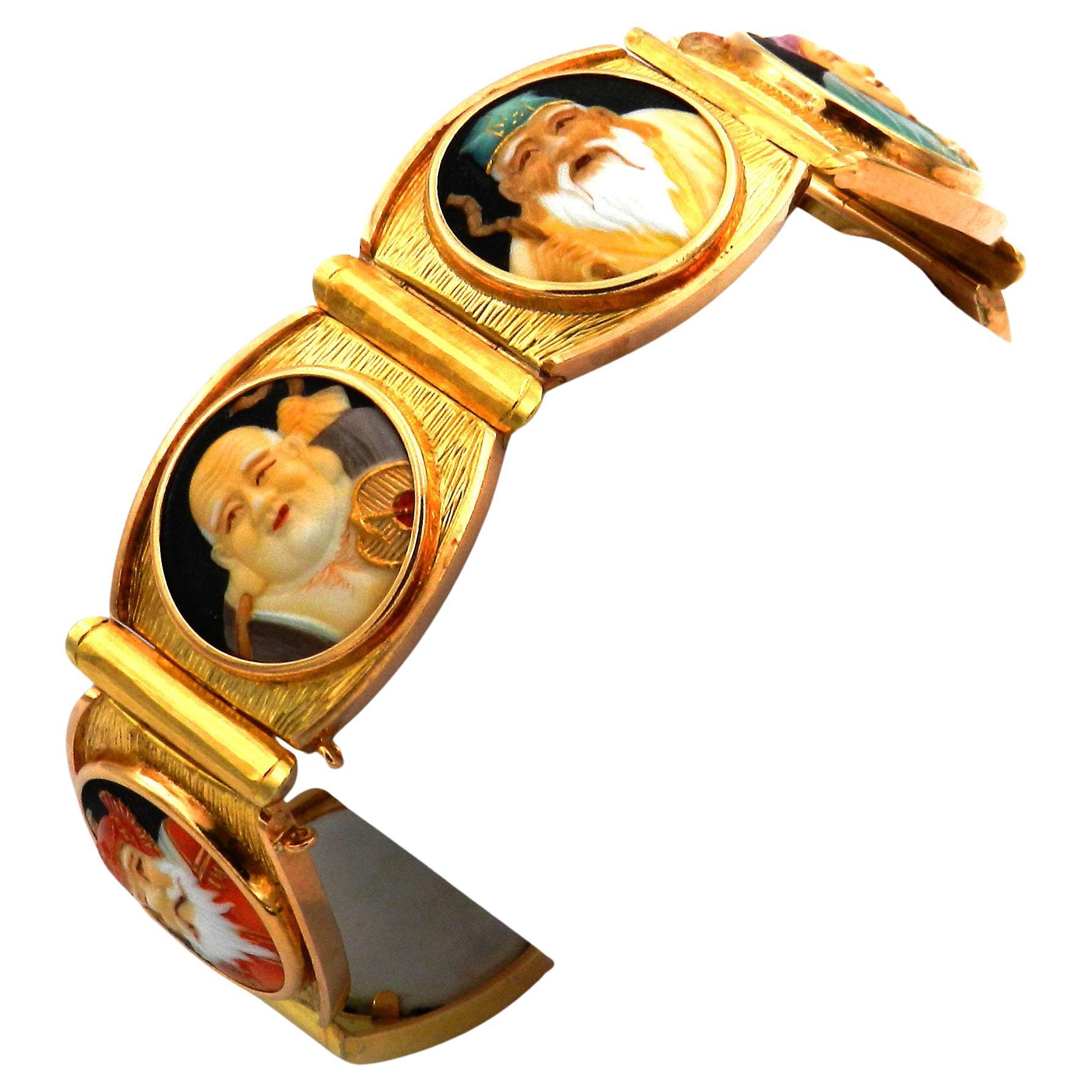 Toshikane 7 dioses de la suerte Pulsera de porcelana de oro de 18 quilates Arita Japón circa 1950 Art Decó