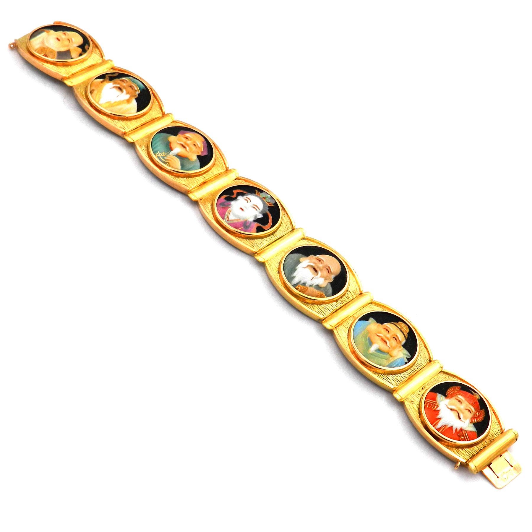 Toshikane 7 dioses de la suerte Pulsera de porcelana de oro de 18 quilates Arita Japón circa 1950 1
