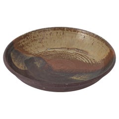 Assiette de présentation en grès émaillé Toshiko Takaezu