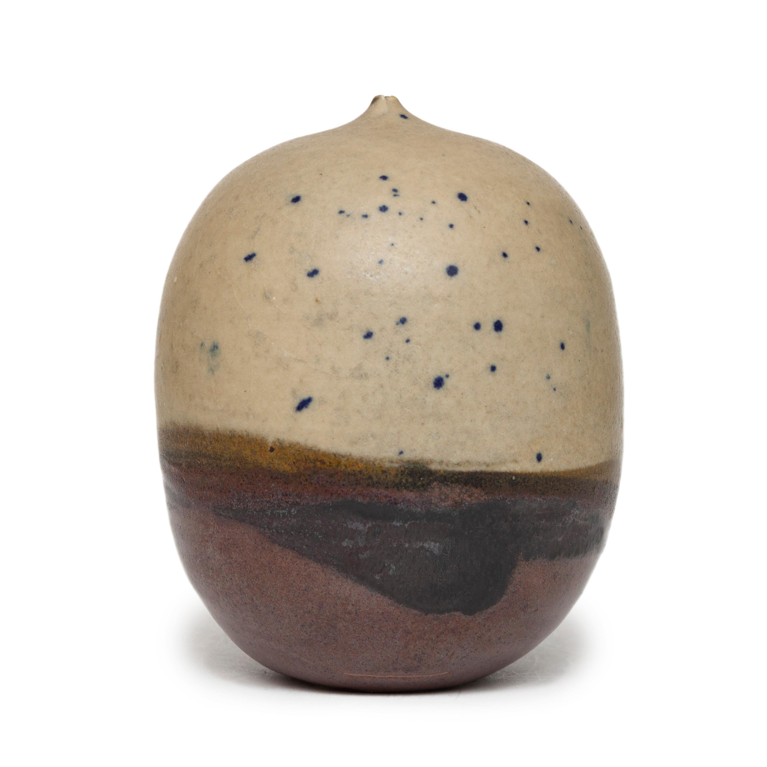 Toshiko Takaezu Abstract Sculpture - Small Moon Pot