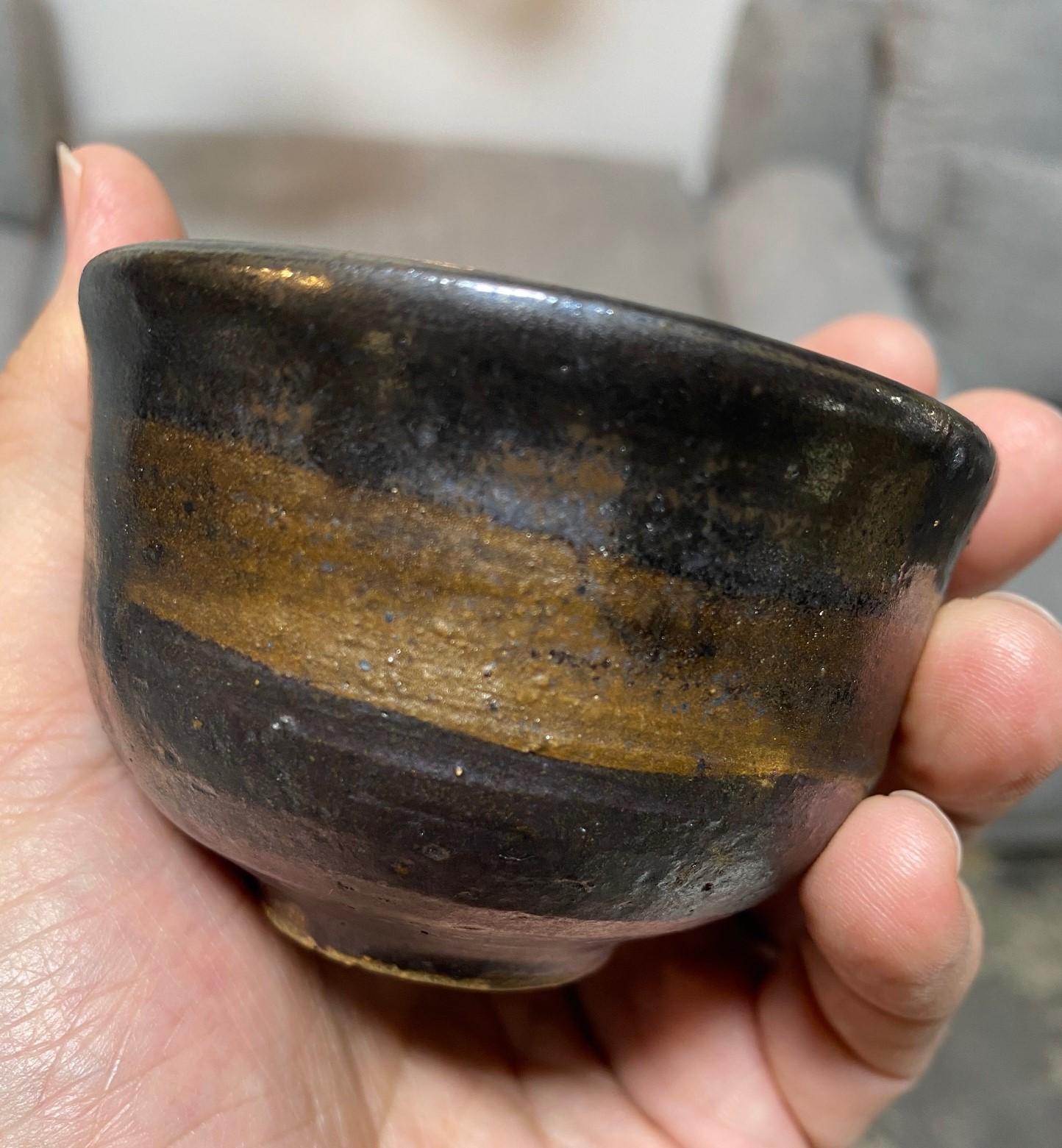 Bol à thé Chawan Yunomi en poterie émaillée hawaïenne signé Toshiko Takaezu en vente 12