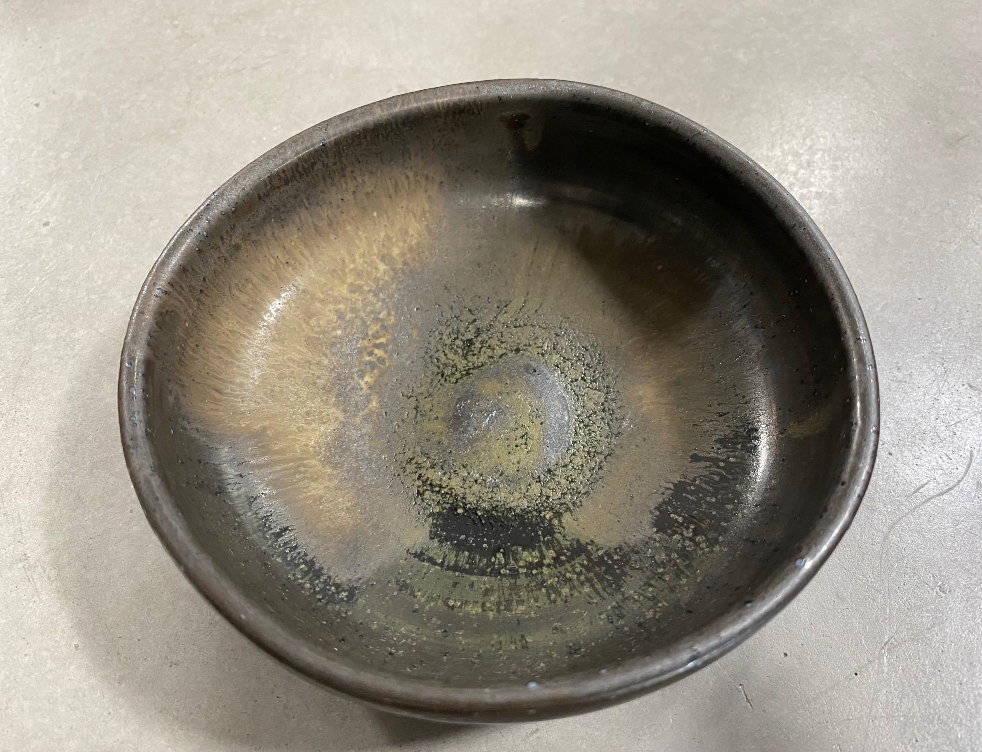 American Toshiko Takaezu Signed Mid-Century Moden Glazed Ceramic Pottery Chawan Tea Bowl