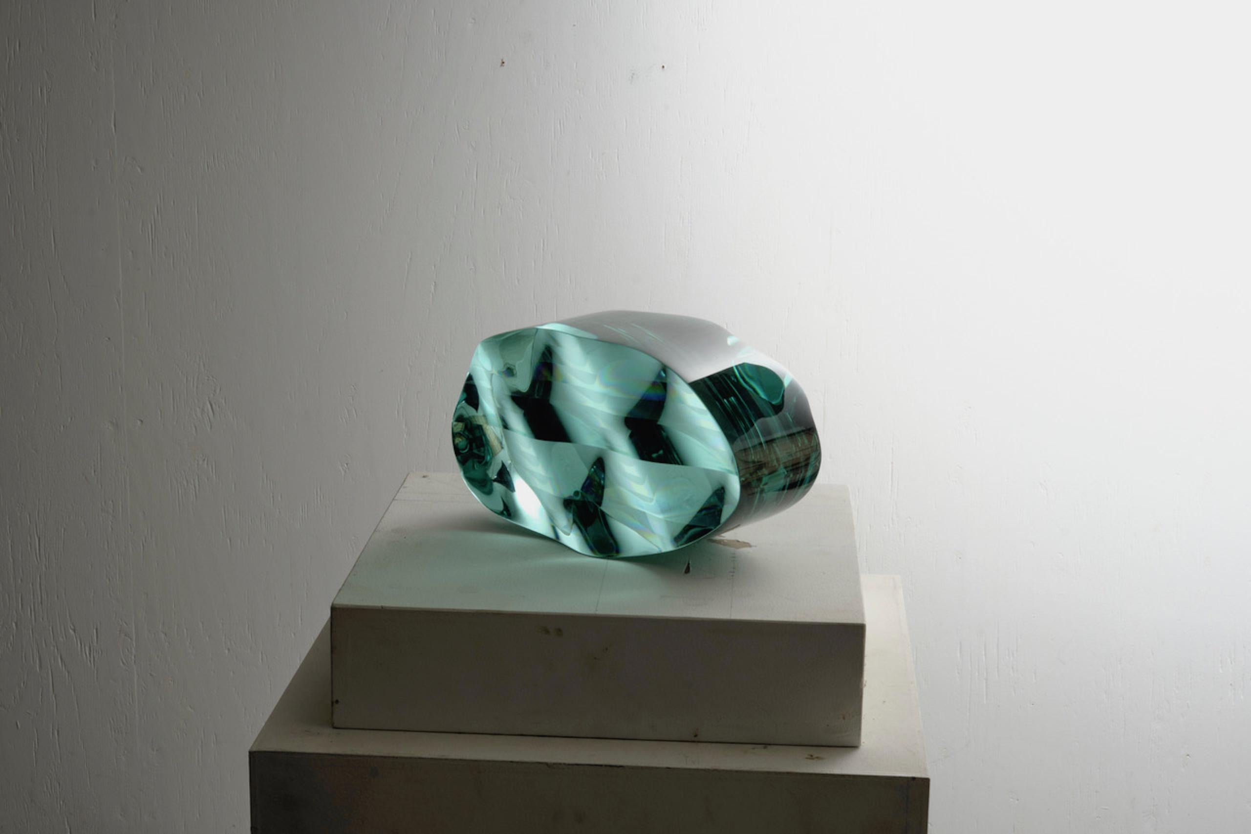 F.230101 by Toshio Iezumi - Contemporary glass sculpture, green, abstract For Sale 2