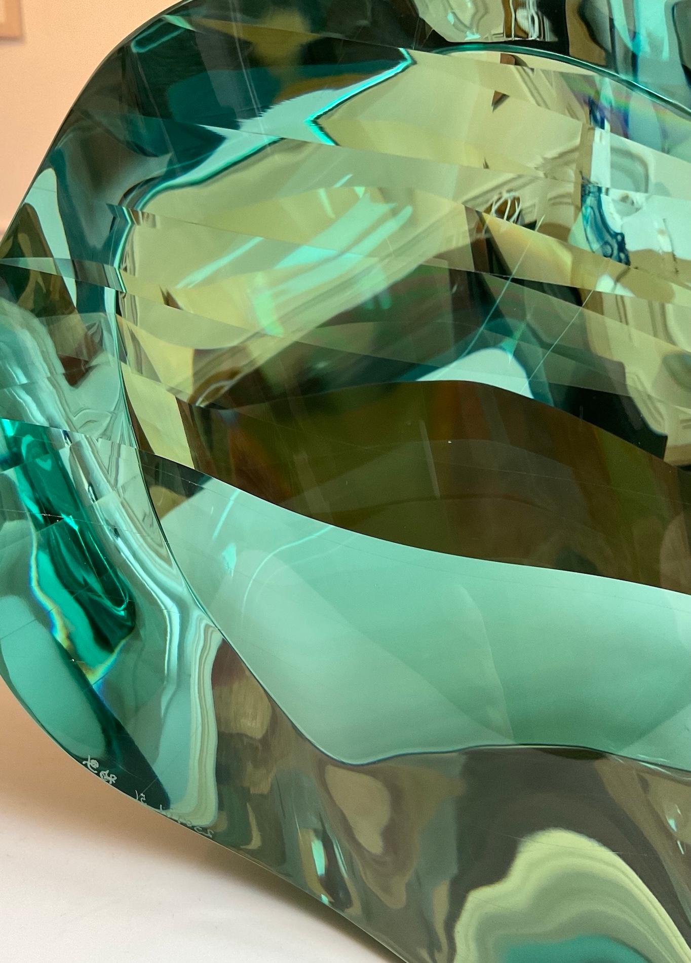 F.230901, Beginning of the World by Toshio Iezumi - Contemporary glass sculpture For Sale 7