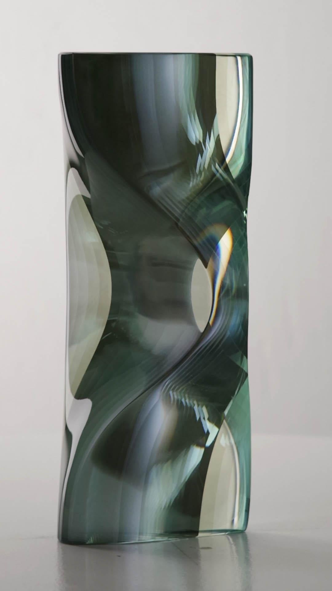 M.160303 by Toshio Iezumi - Glass vertical abstract sculpture, blue, half mirror 4