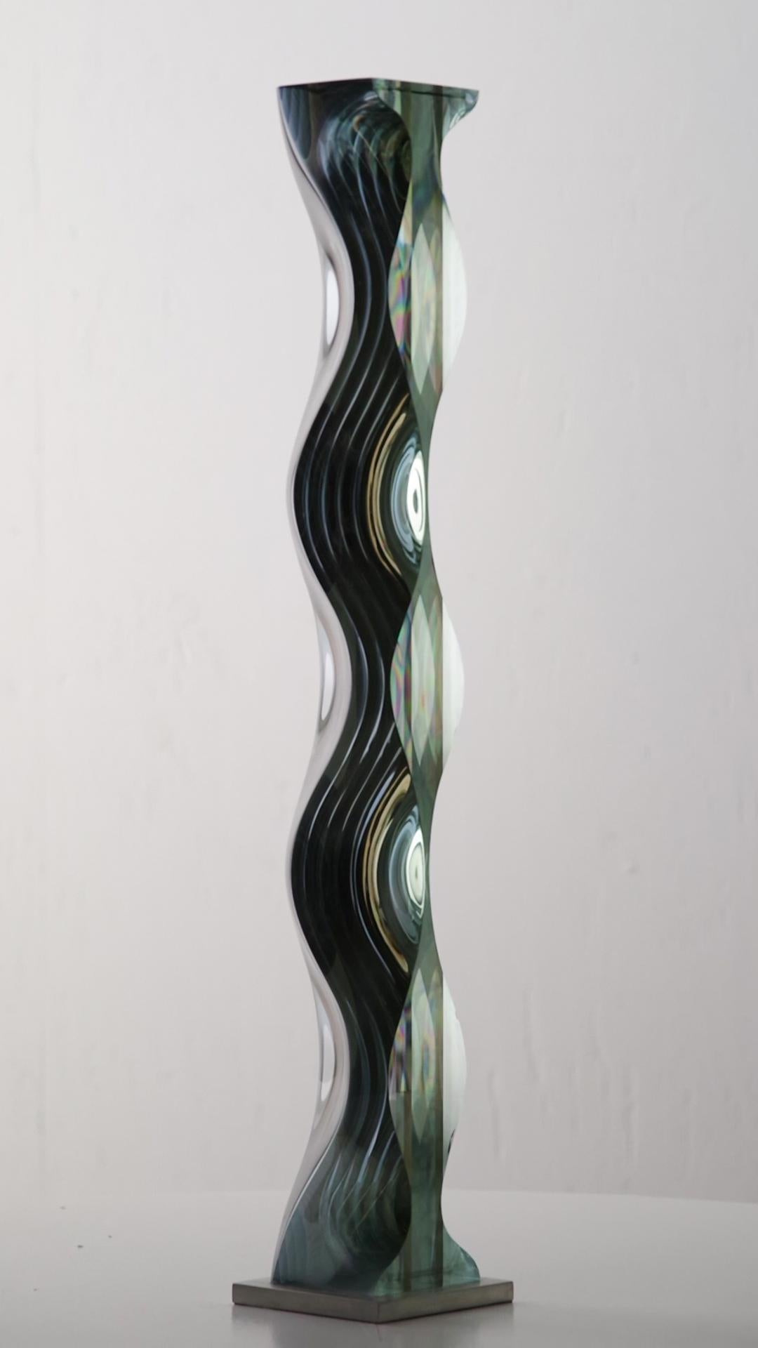 M.180601 de Toshio Iezumi - Escultura contemporánea de vidrio, verde, abstracta, fluida en venta 9