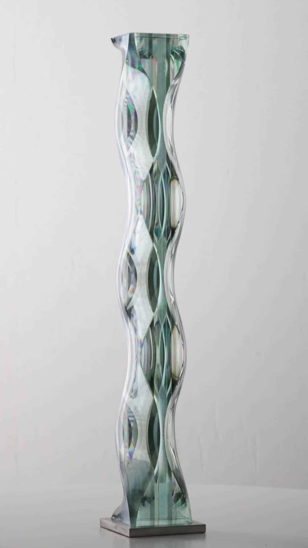 M.180601 de Toshio Iezumi - Escultura contemporánea de vidrio, verde, abstracta, fluida en venta 2
