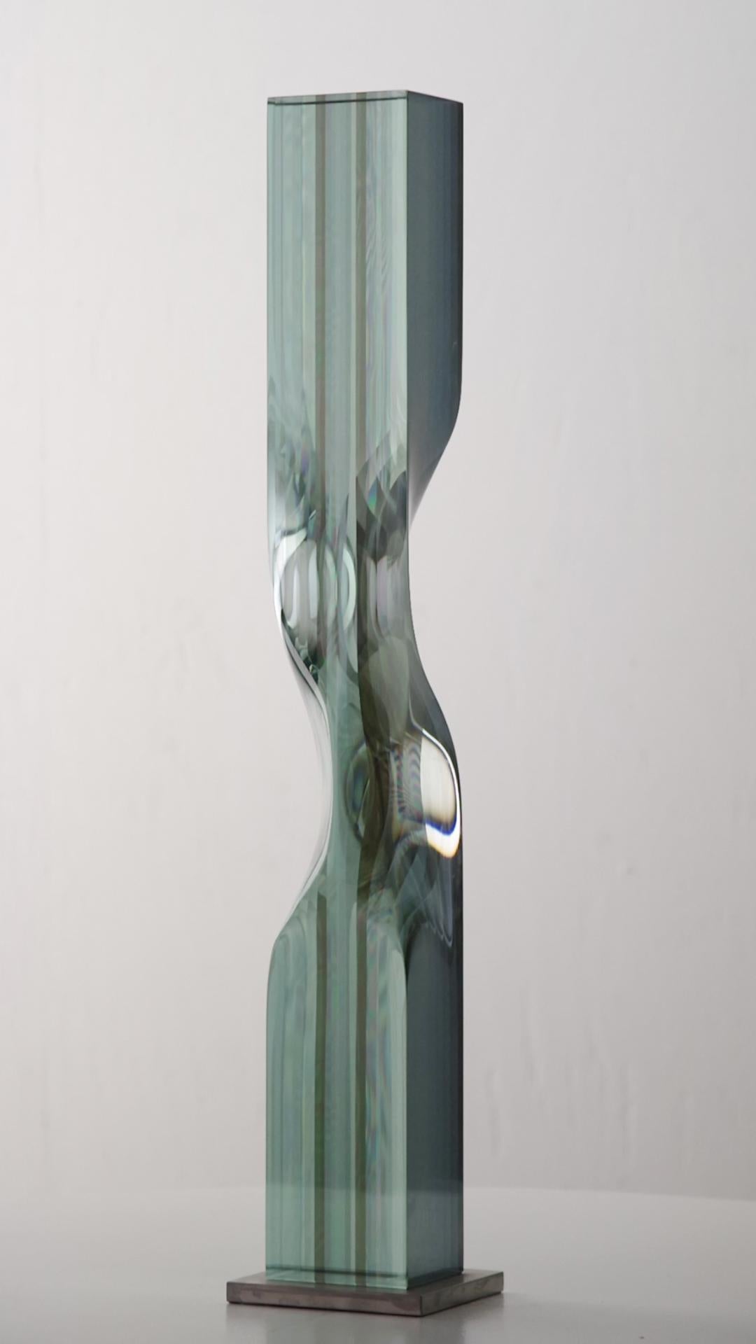 M.180702 by Toshio Iezumi - Glass, Vertical abstract sculpture For Sale 9
