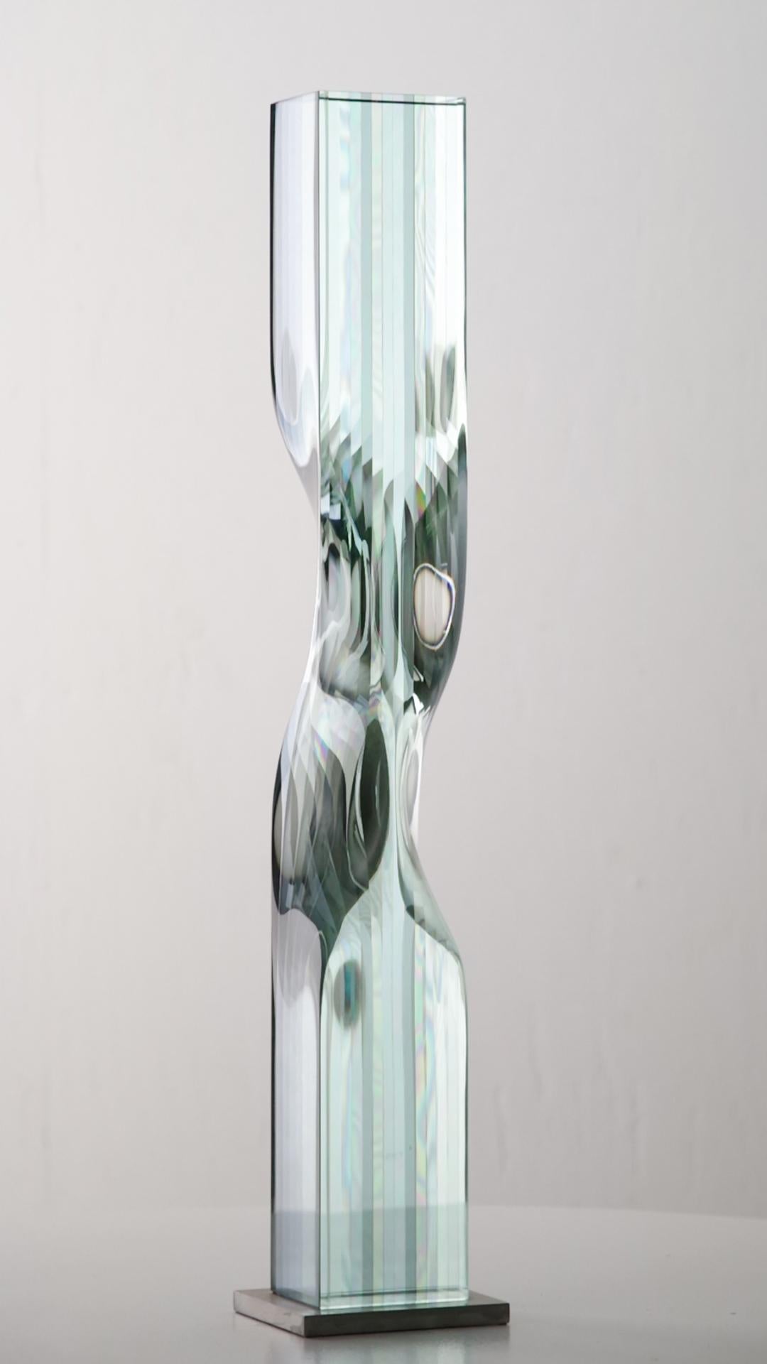 M.180702 by Toshio Iezumi - Glass, Vertical abstract sculpture For Sale 13