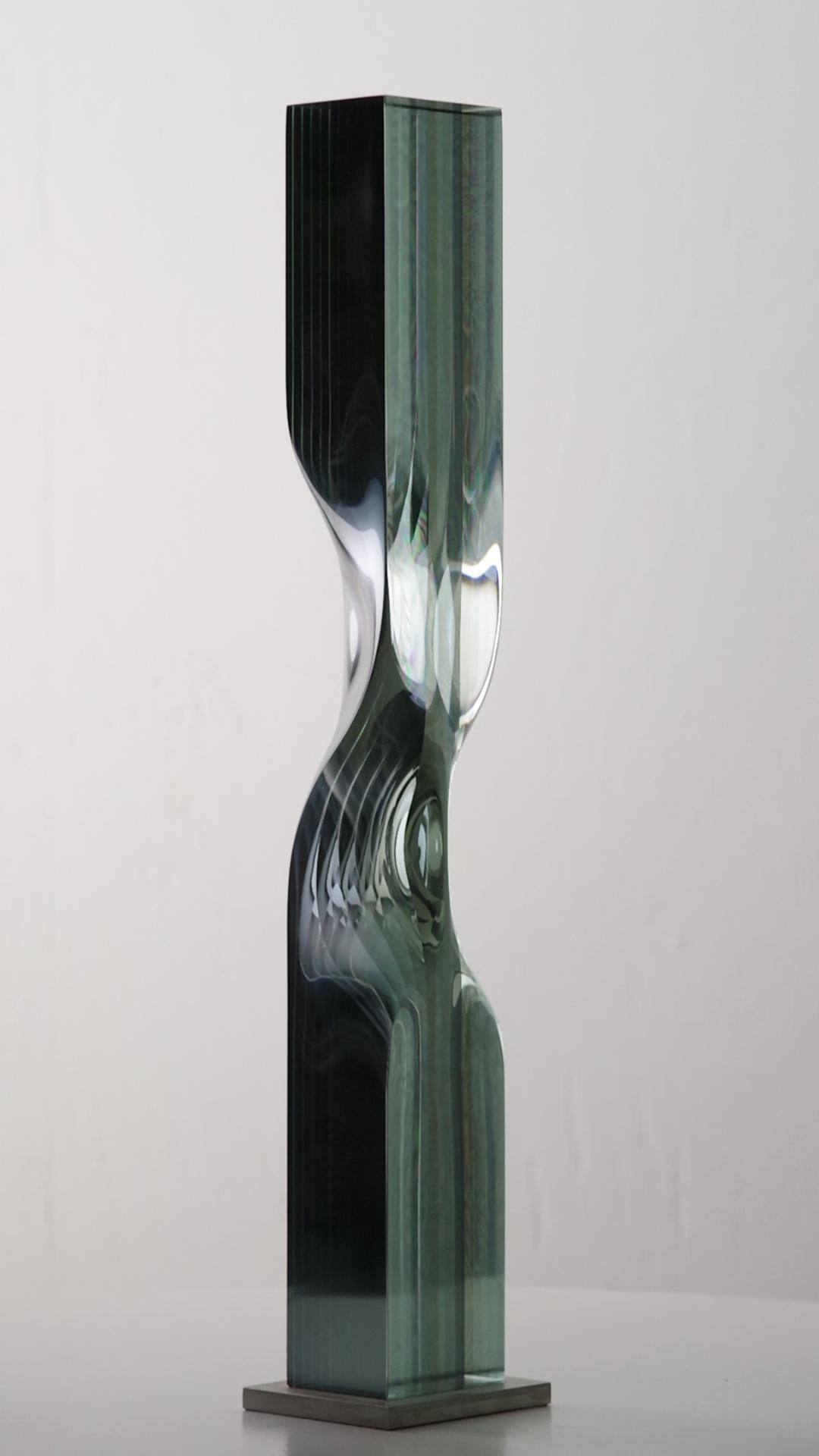 M.180702 by Toshio Iezumi - Glass, Vertical abstract sculpture For Sale 15