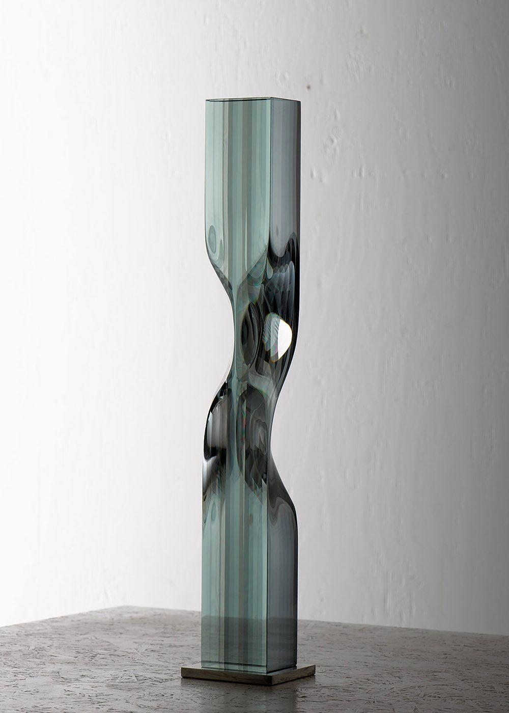 M.180702 by Toshio Iezumi - Glass, Vertical abstract sculpture For Sale 2