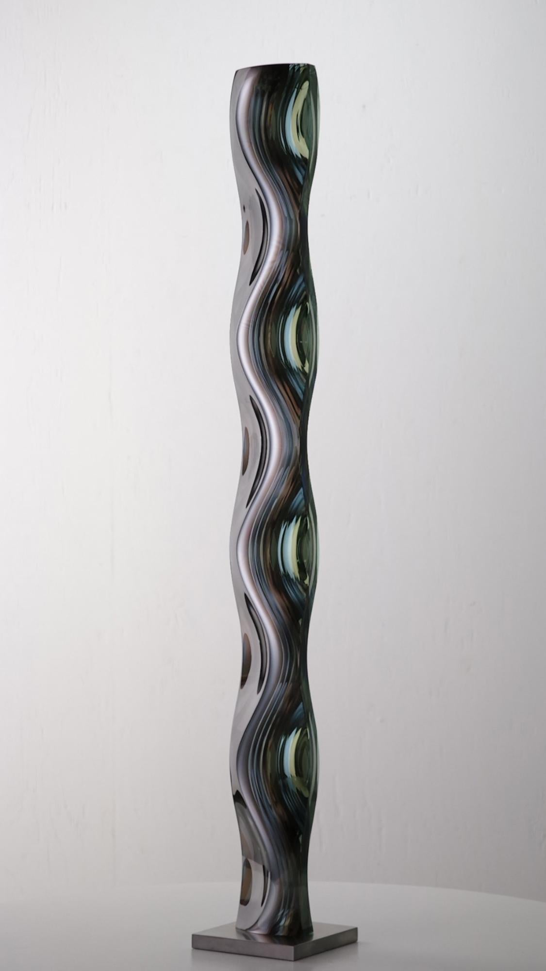 M.190402 de Toshio Iezumi - Escultura contemporánea de vidrio, verde, abstracta en venta 13