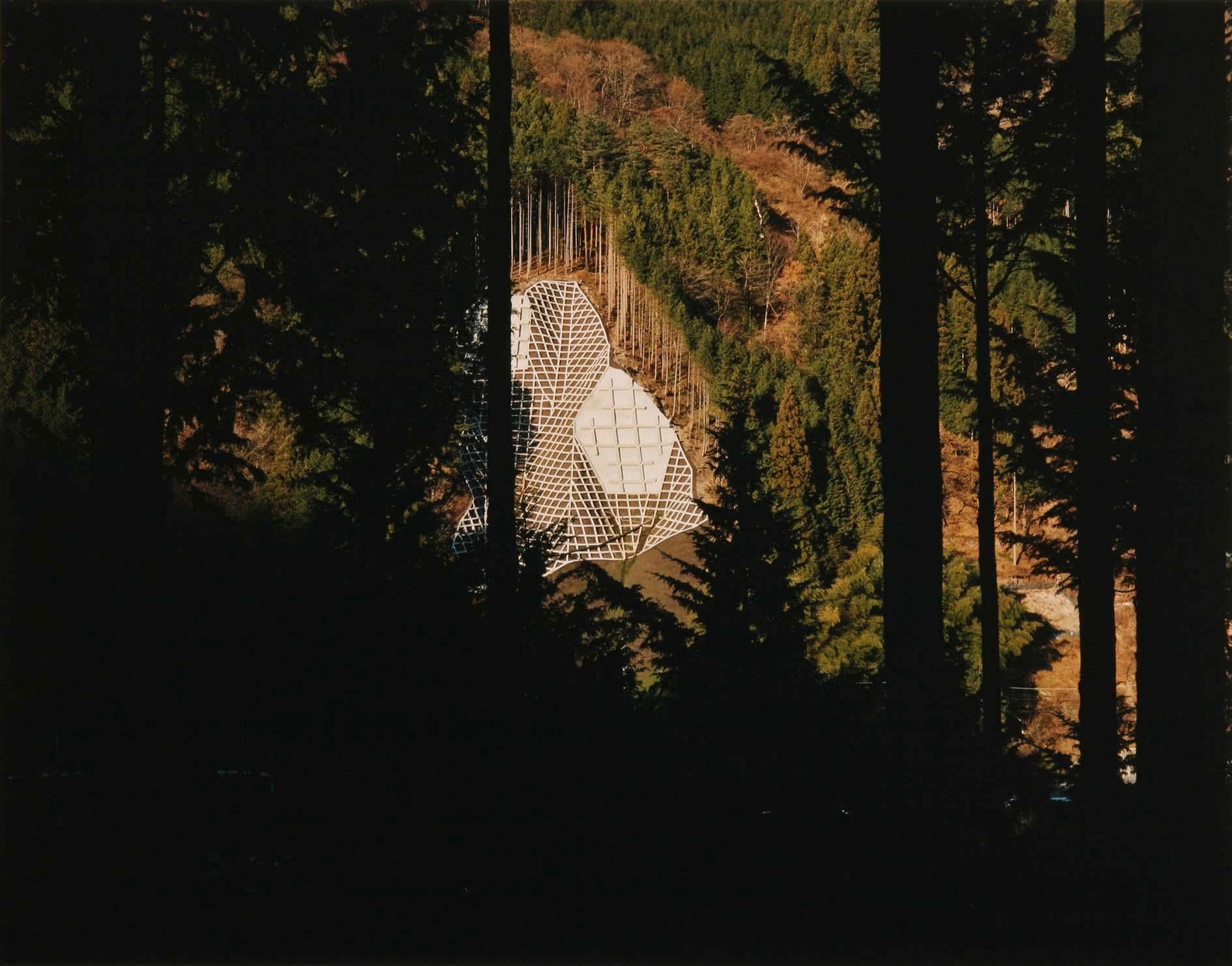 Toshio Shibata Color Photograph - Kosuge Village, Yamanashi Prefecture (C-0968)