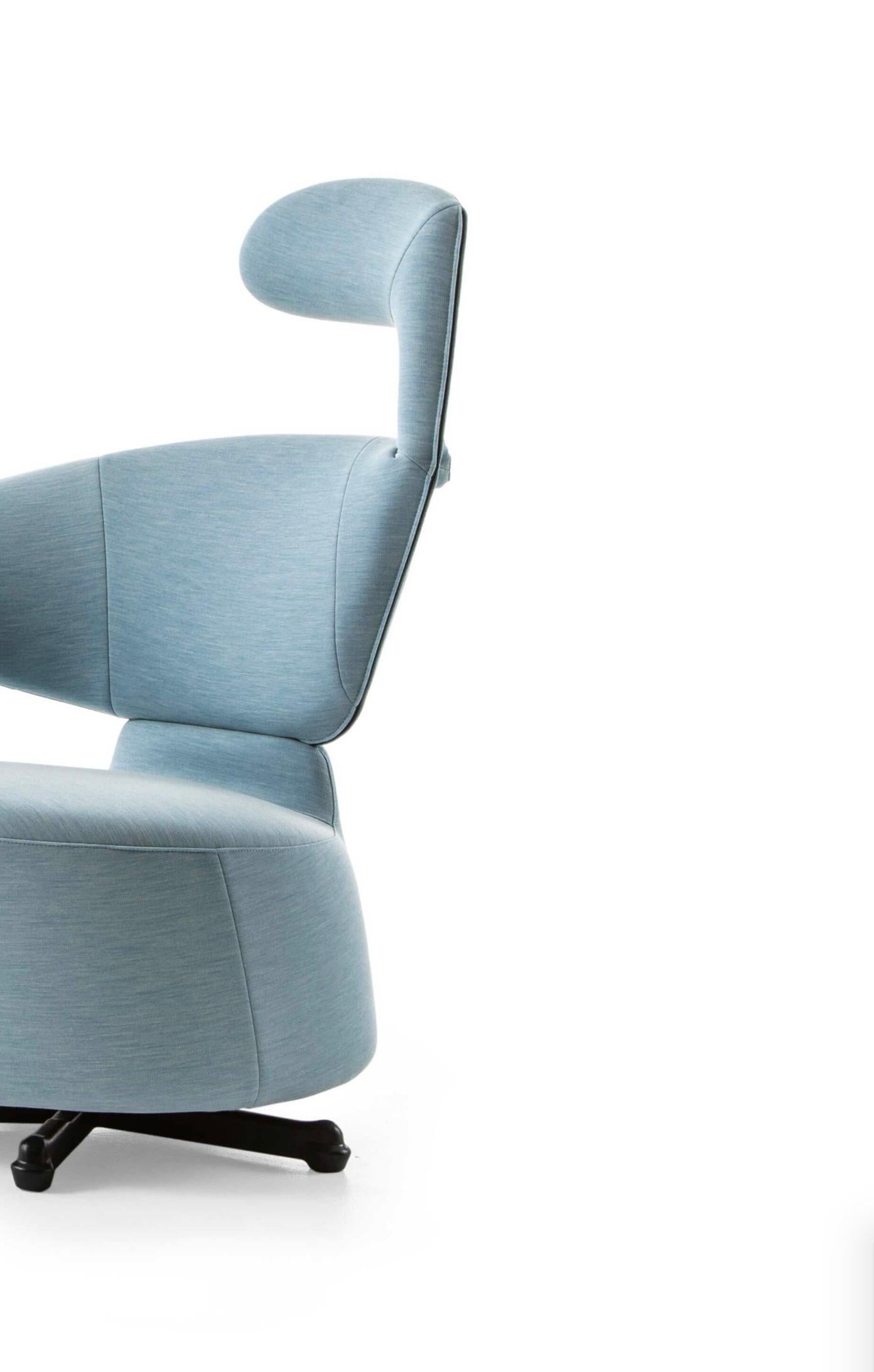 Toshiyuki Kita, Sillón Canta con Brazos y Reposacabezas para Cassina Moderno de mediados de siglo en venta