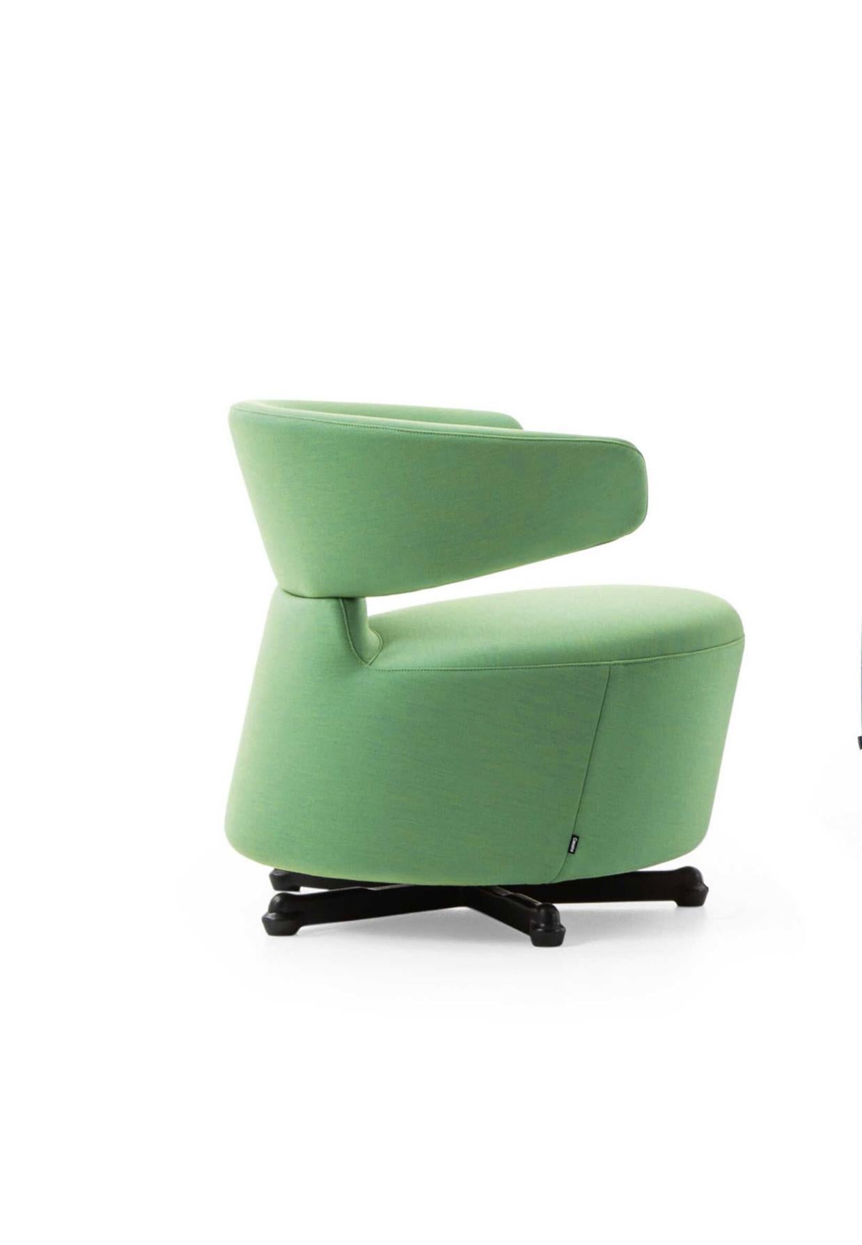 Toshiyuki Kita, Sillón Canta con Brazos y Reposacabezas para Cassina en venta 1