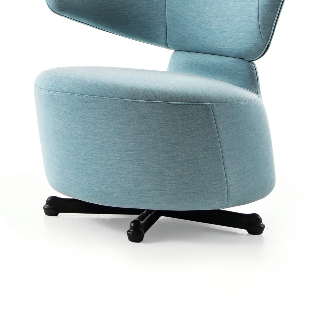 Toshiyuki Kita 'Canta' Swivel Armchair by Cassina In New Condition In Barcelona, Barcelona