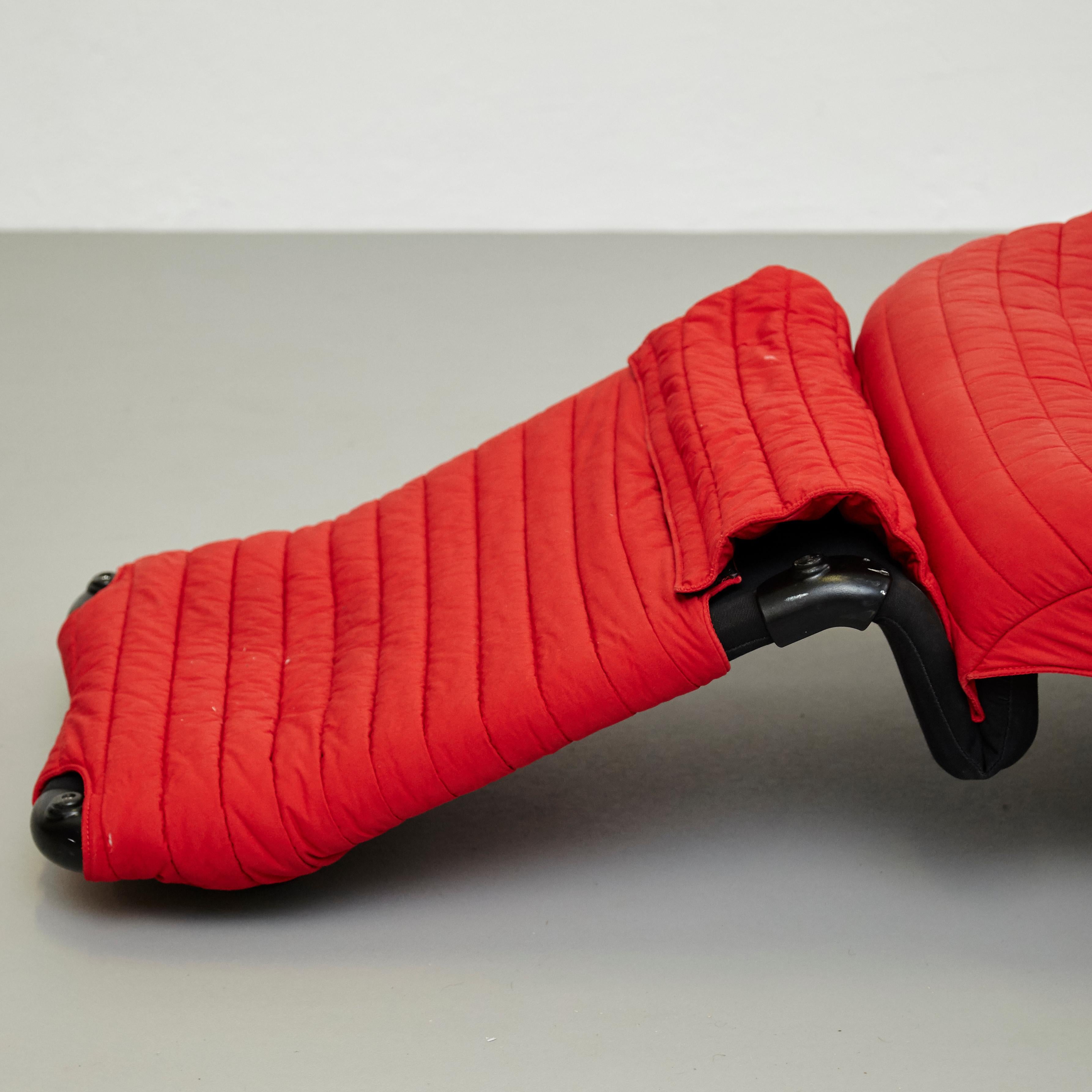 Toshiyuki Kita Wink 111 Armchair in Black and Red by Cassina, circa 1980 3