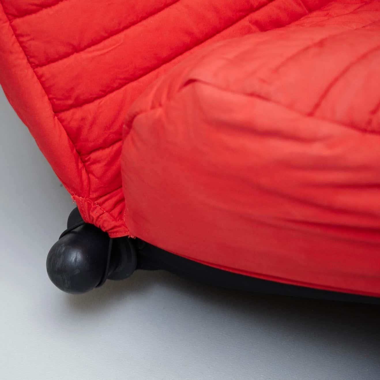 Toshiyuki Kita Wink 111 Armchair in Black and Red by Cassina, circa 1980 For Sale 8