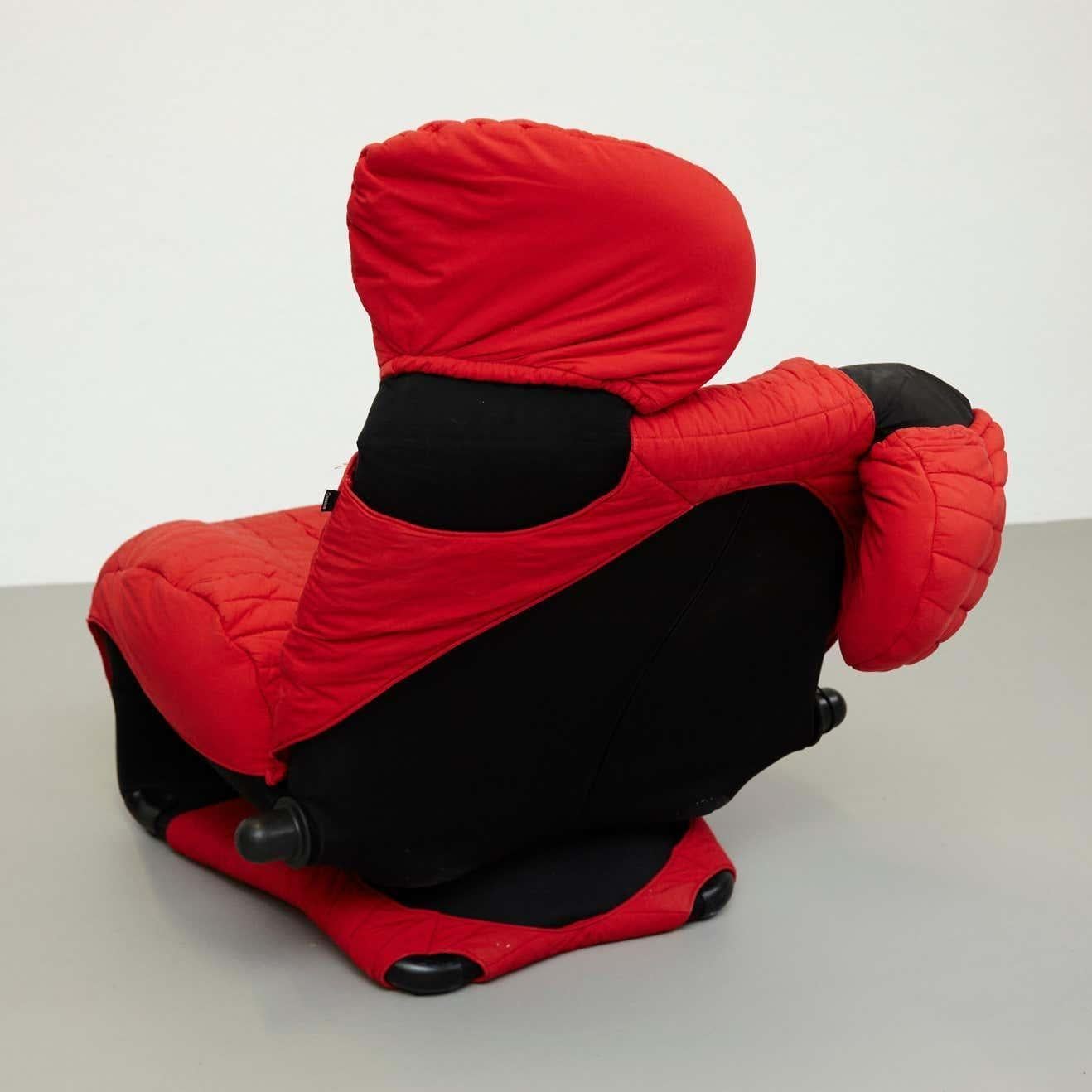 Italian Toshiyuki Kita Wink 111 Armchair in Black and Red by Cassina, circa 1980 For Sale