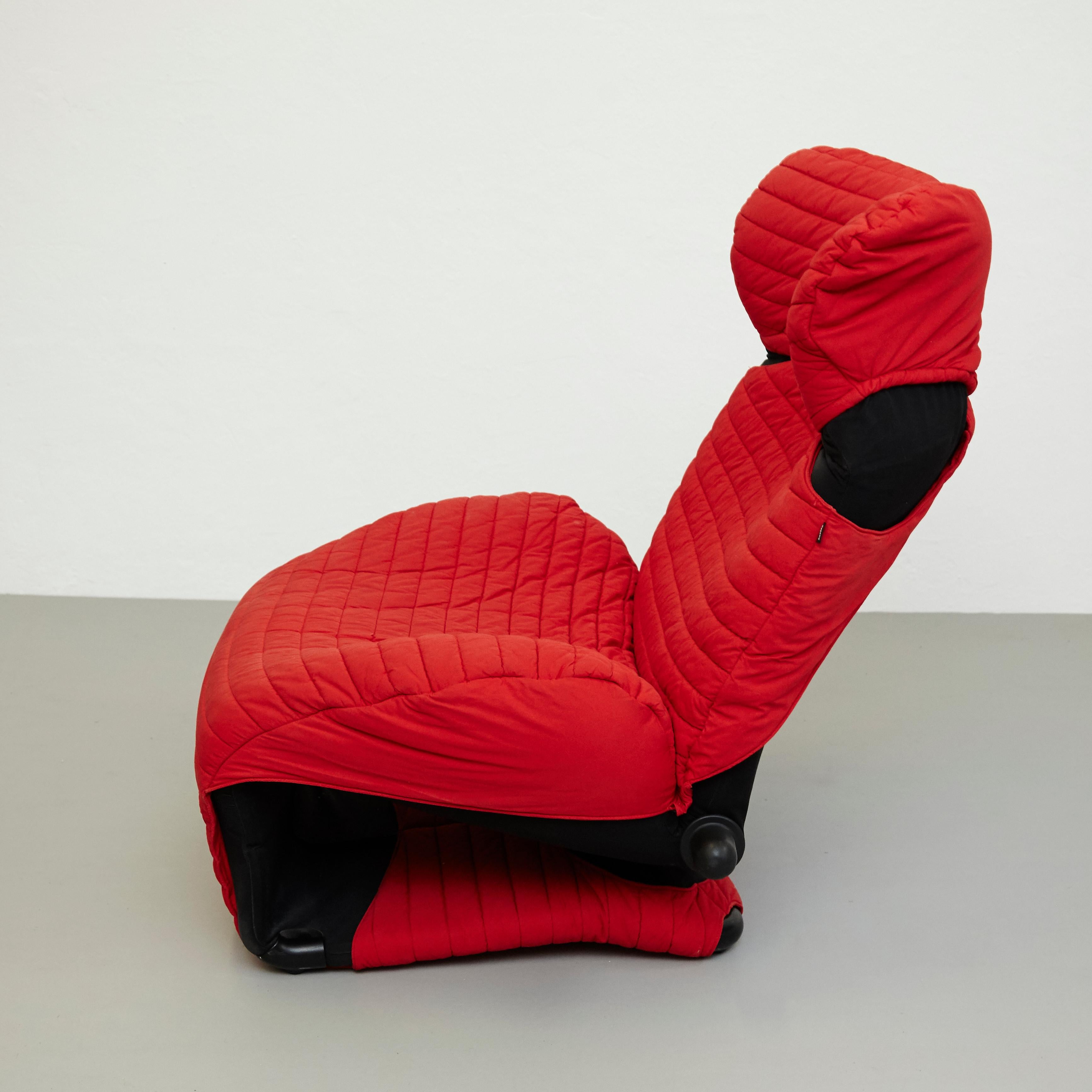 Steel Toshiyuki Kita Wink 111 Armchair in Black and Red by Cassina, circa 1980