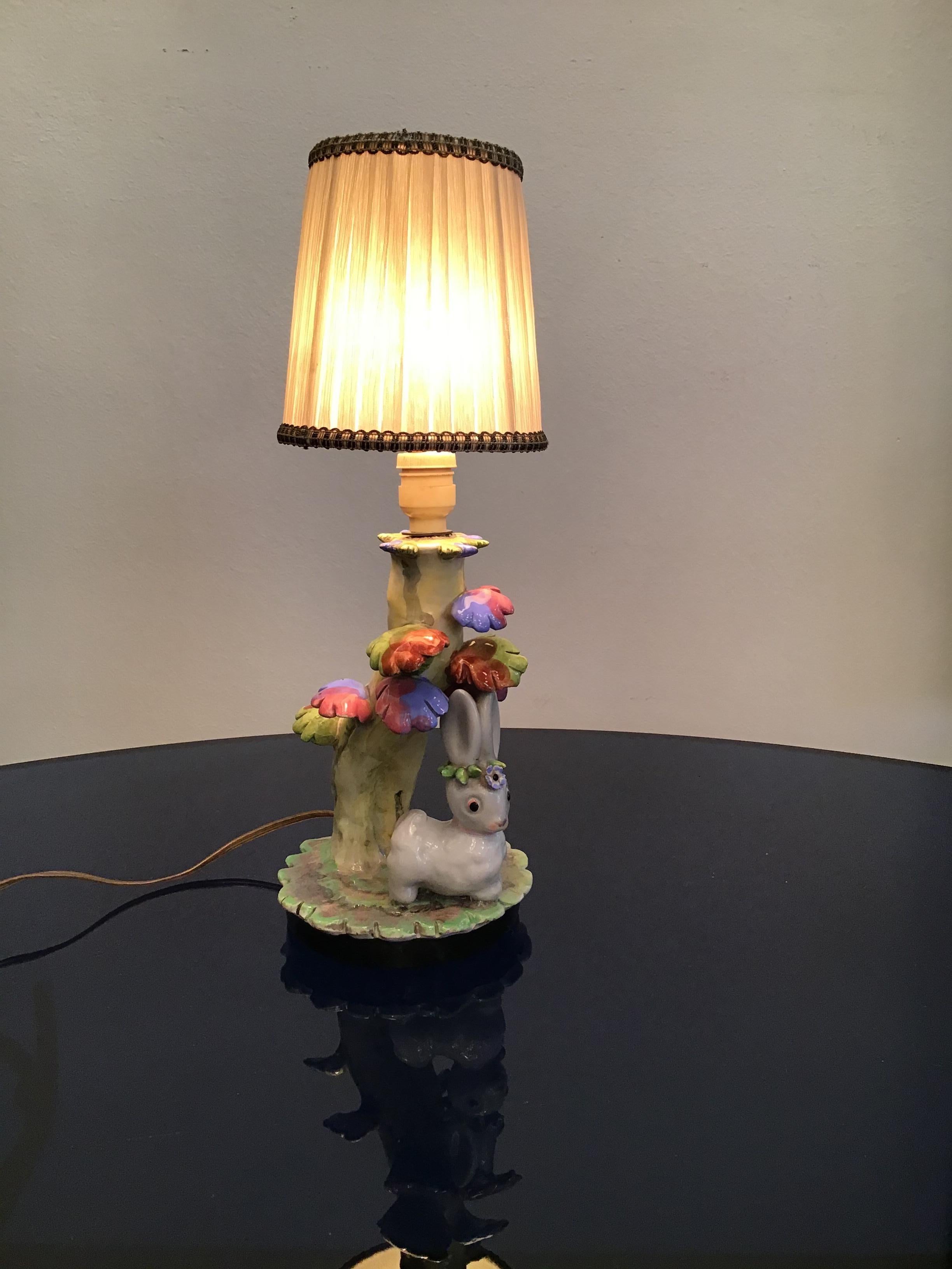Milieu du XXe siècle Lampe de bureau Tosin avec abat-jour en tissu et céramique, 1930, Italie en vente