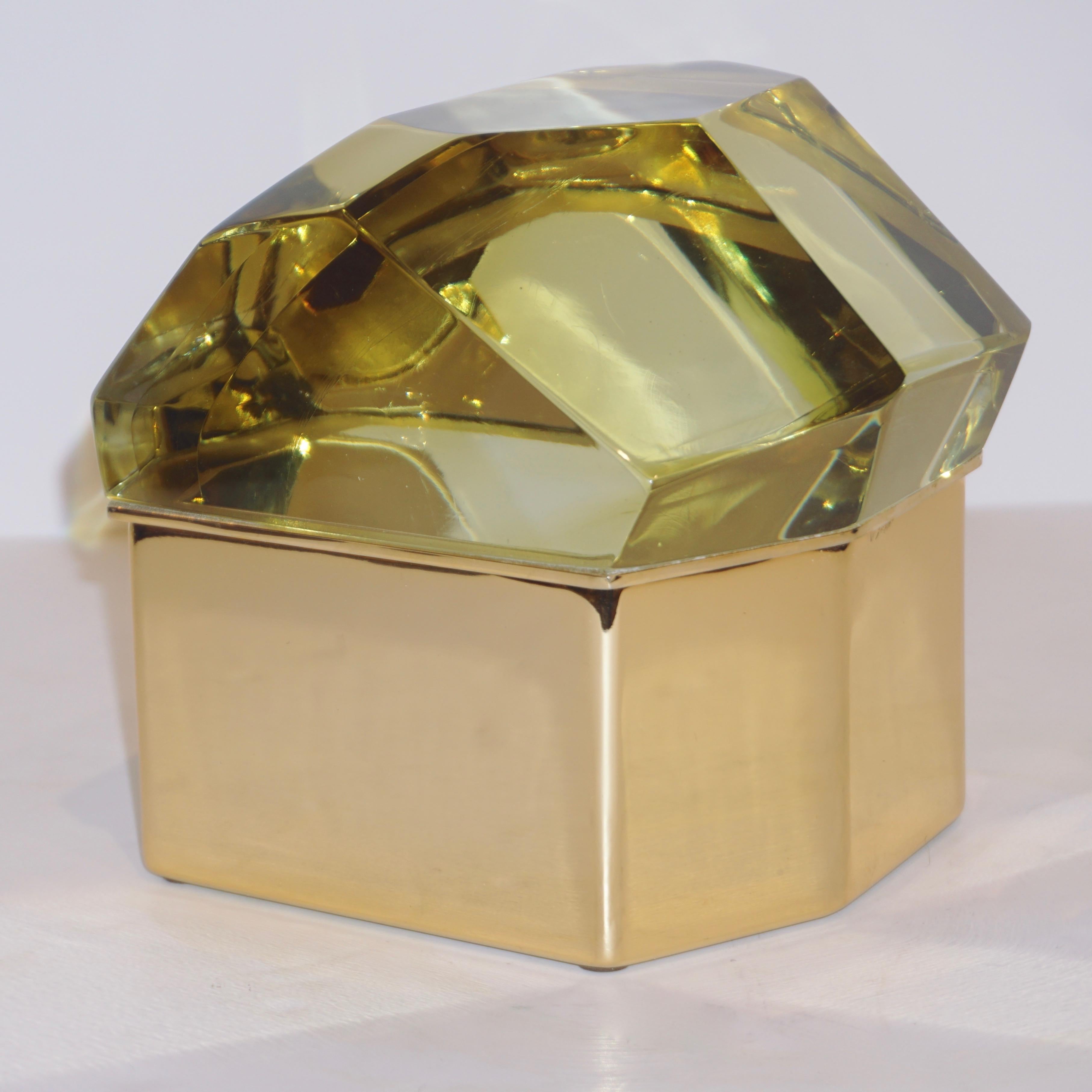 Contemporary Toso Italian Modern Diamond-Shaped Gold Murano Glass and Brass Jewel-Like Box