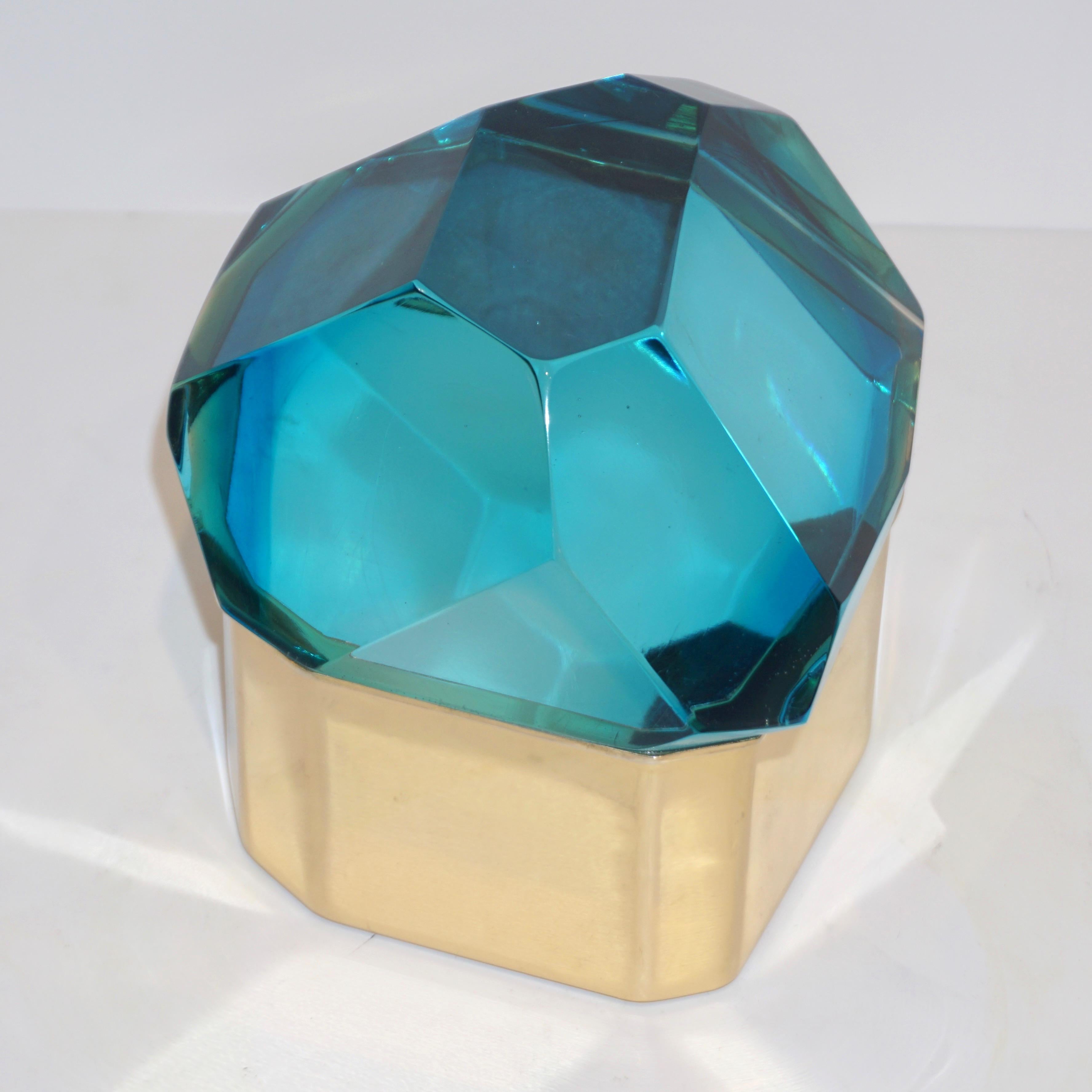Hand-Crafted Toso Italian Modern Diamond-Shaped Turquoise Murano Glass & Brass Jewel-Like Box
