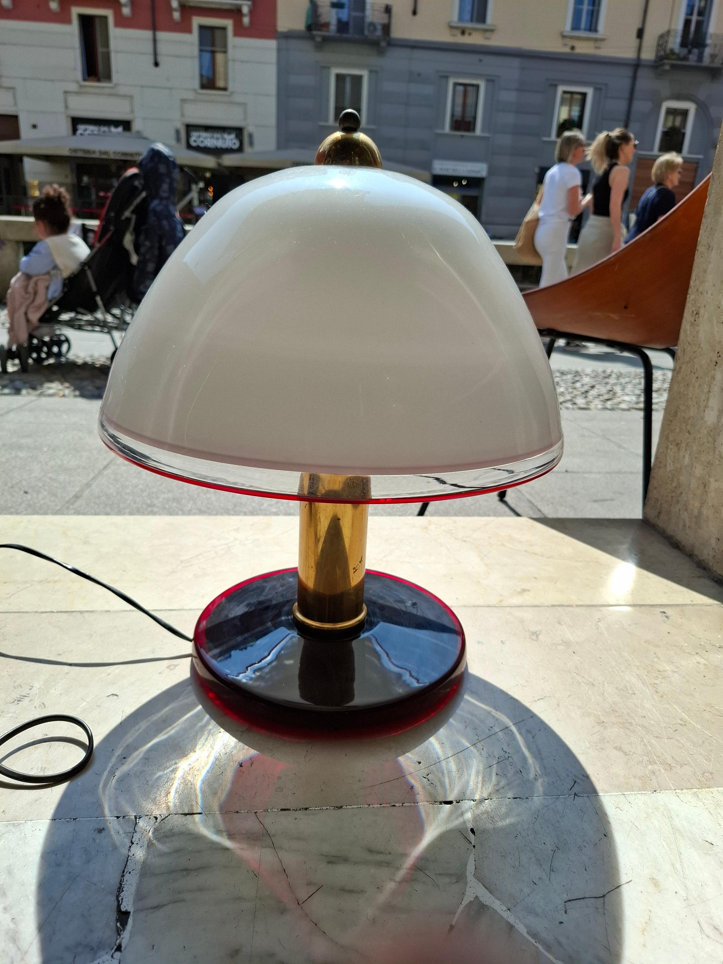 Mid-Century Modern TOSO/LEUCOS MURANO GLASS AND BRASS TABLE LAMP - 1970 ITALY. For Sale