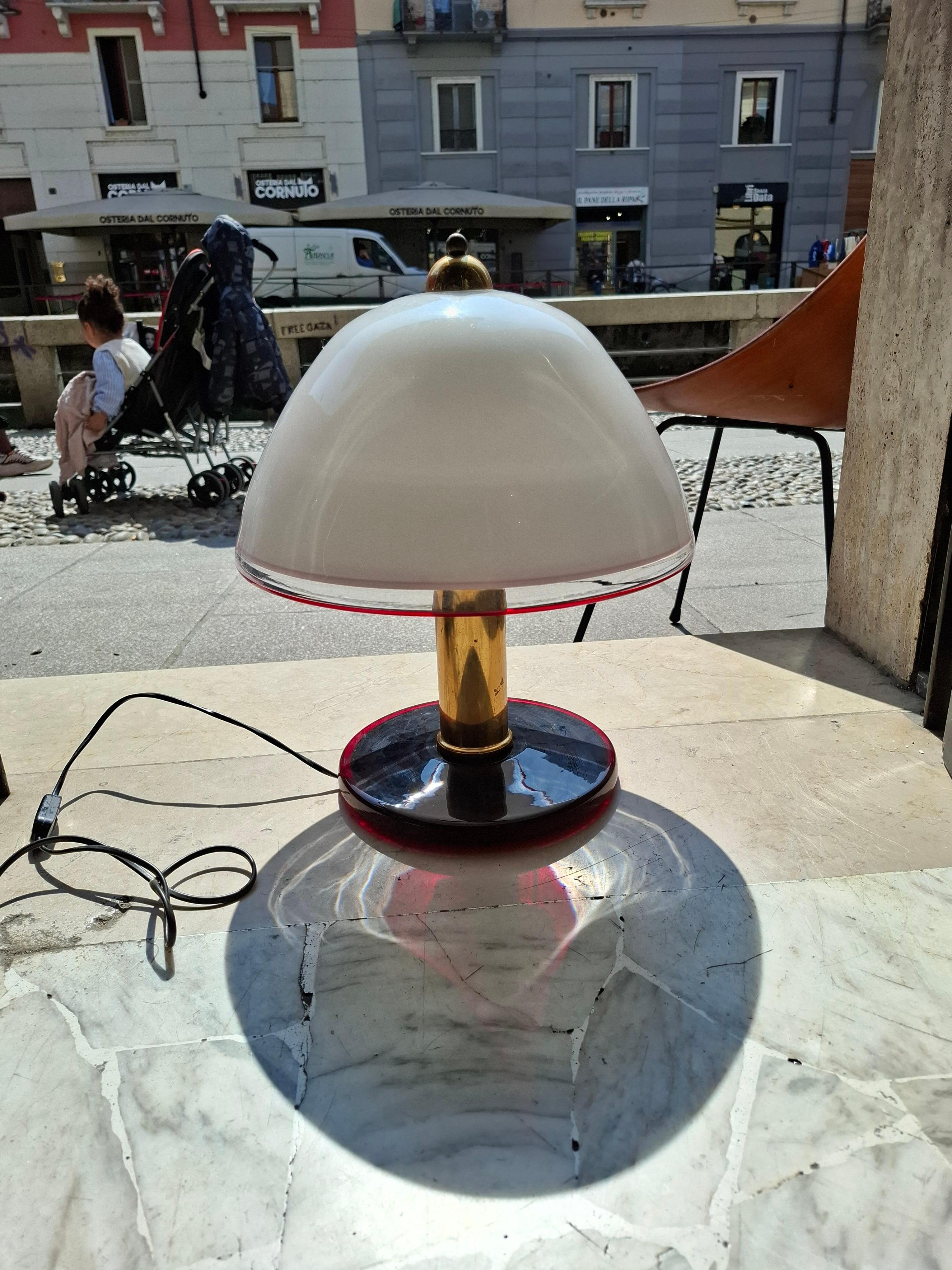 Brass TOSO/LEUCOS MURANO GLASS AND BRASS TABLE LAMP - 1970 ITALY. For Sale