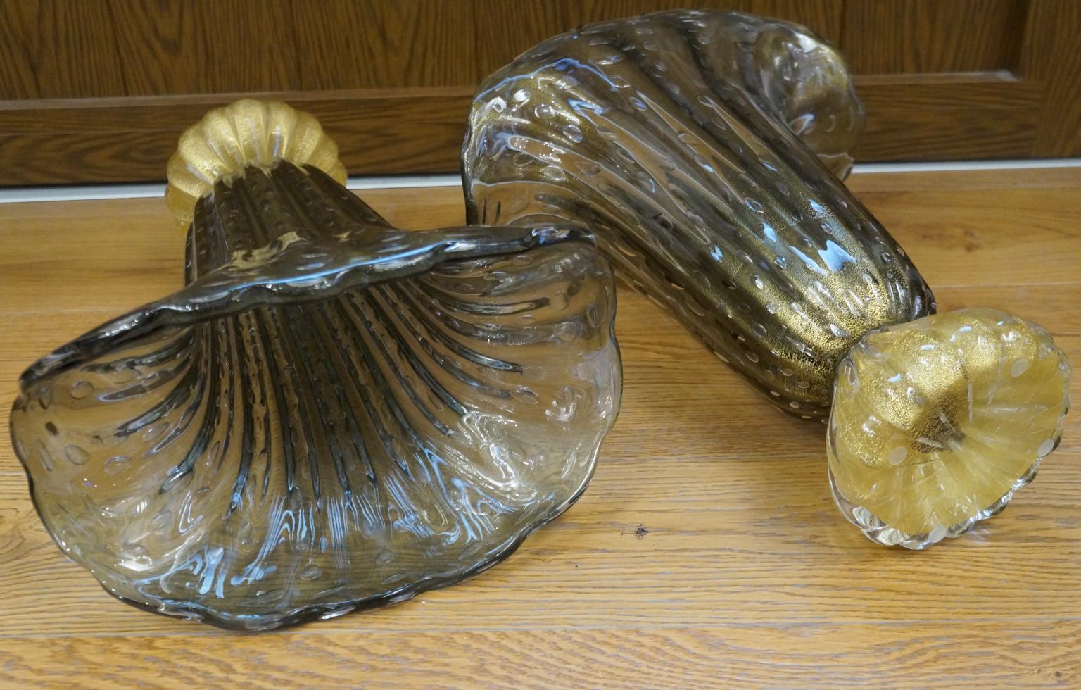 Toso Mid-Century Modern Grigio Oro Due vasi in vetro di Murano firmati, 1987 in vendita 1