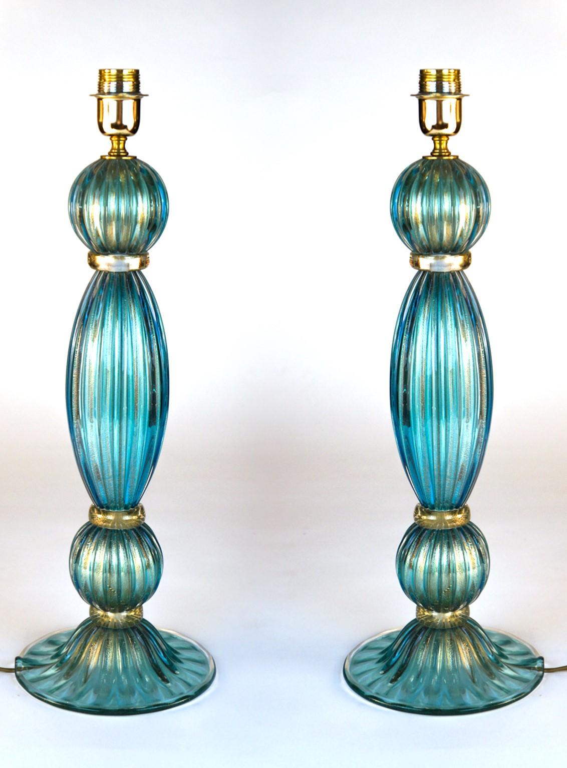 Toso Mid-Century Modern Pair of Aquamarine Murano Glass Table Lamps, 1980s 3