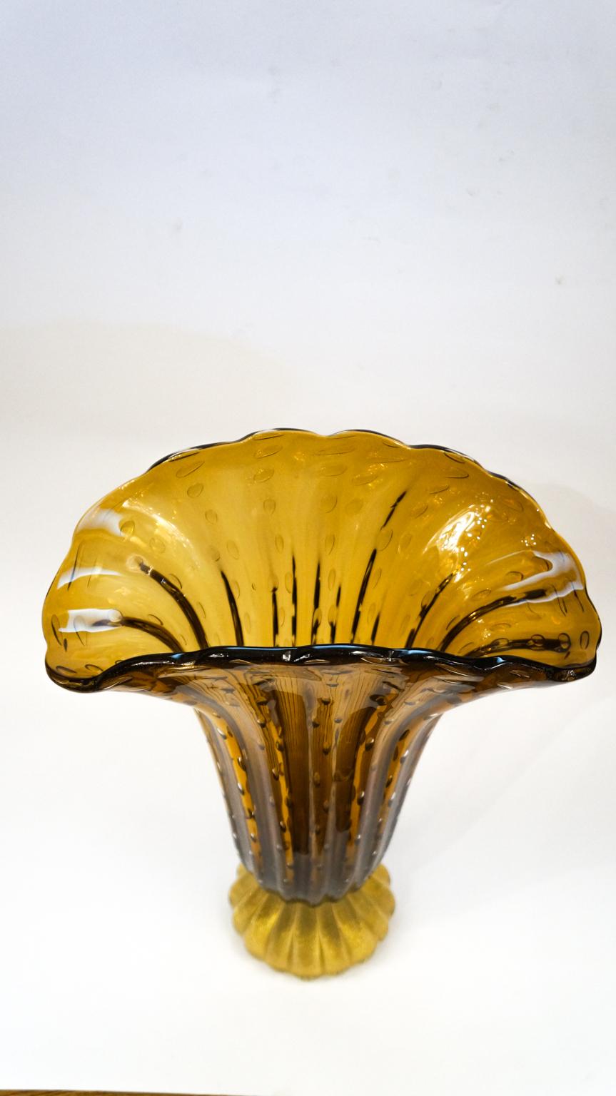 Toso Mid-Century Modern Tobacco Gold Coppia di vasi in vetro di Murano firmati, 1987 in vendita 6