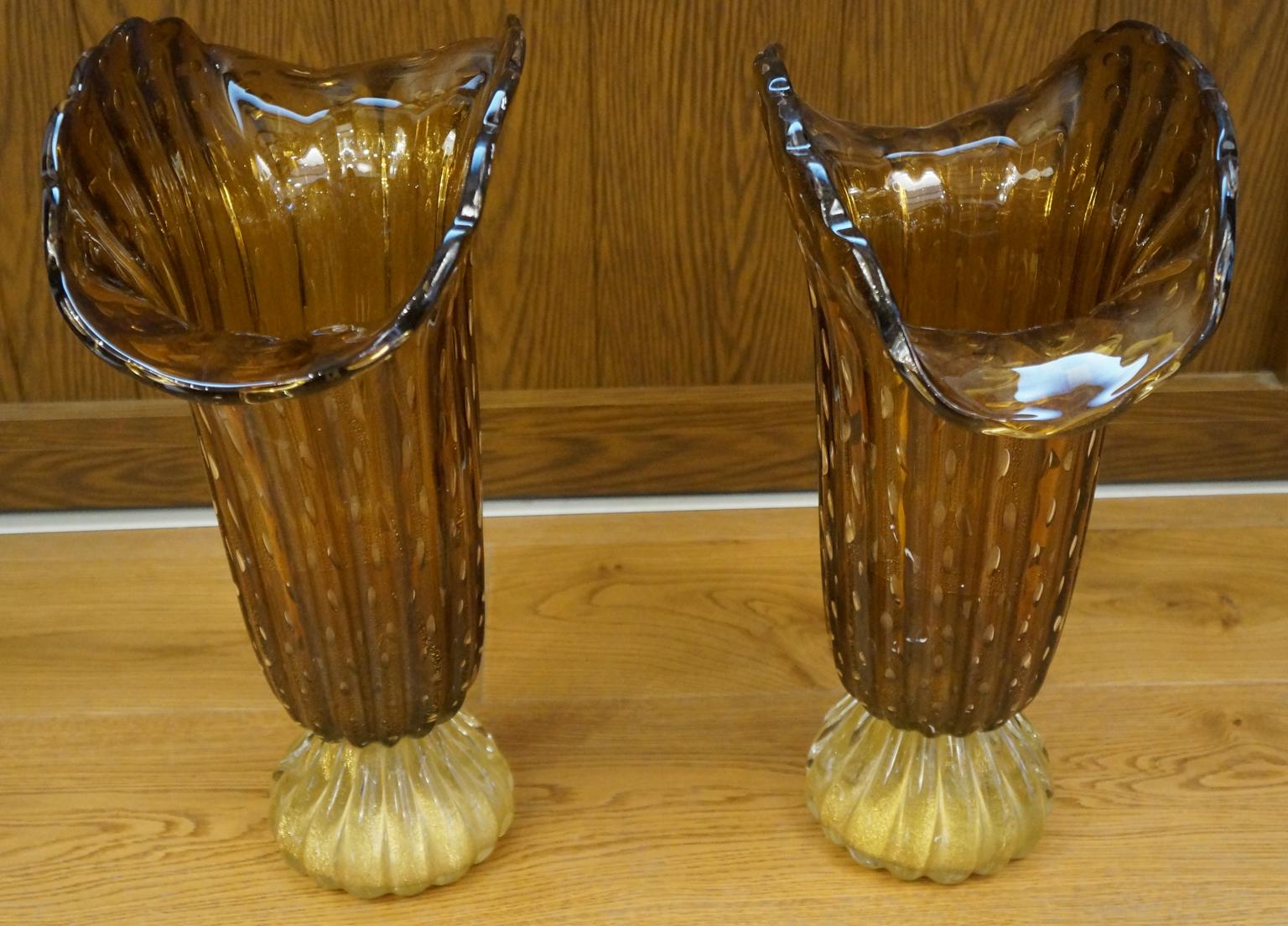 Hand-Crafted Toso Mid-Century Modern Tobacco Gold Pair of Murano Glass Vases Signed, 1987 For Sale