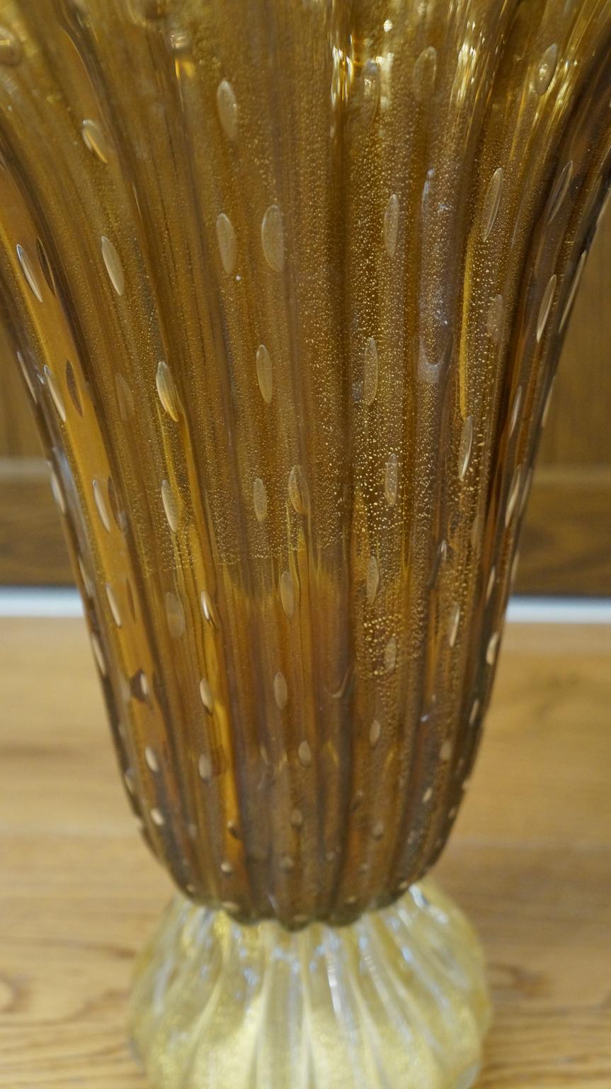 Toso Mid-Century Modern Tabak Gold Paar Vasen aus Muranoglas signiert, 1987 (Ende des 20. Jahrhunderts) im Angebot