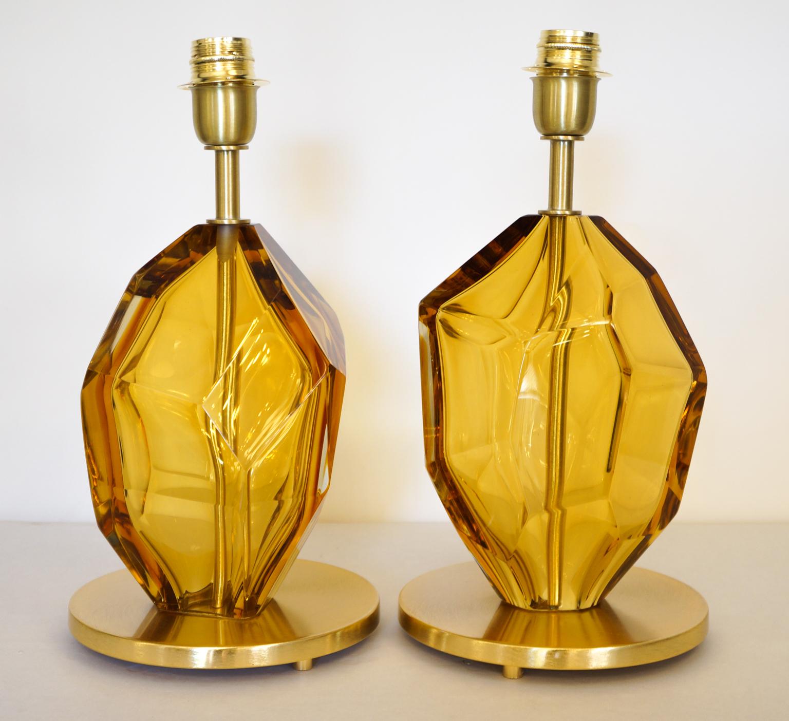 Hand-Crafted Toso Mid-Century Pair of Amber Italian Murano Glass Table Lamps Faceted, 1999s For Sale