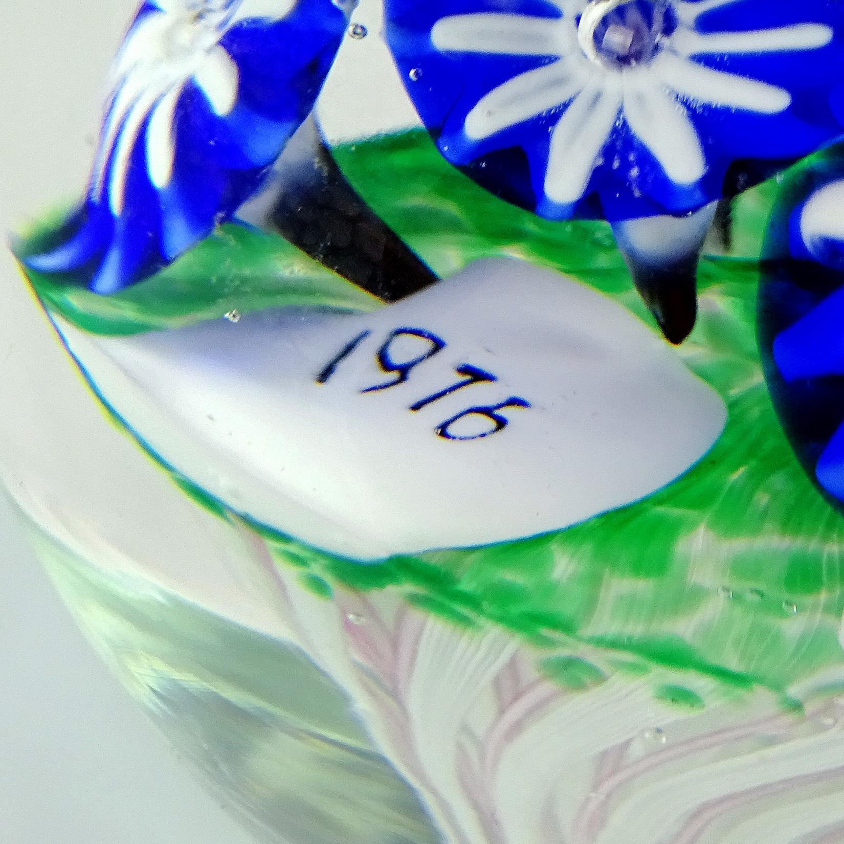 Pisapapeles Toso Murano 1976 Flor Millefiori Azul Arte Italiano Vidrio Cesta Hecho a mano en venta