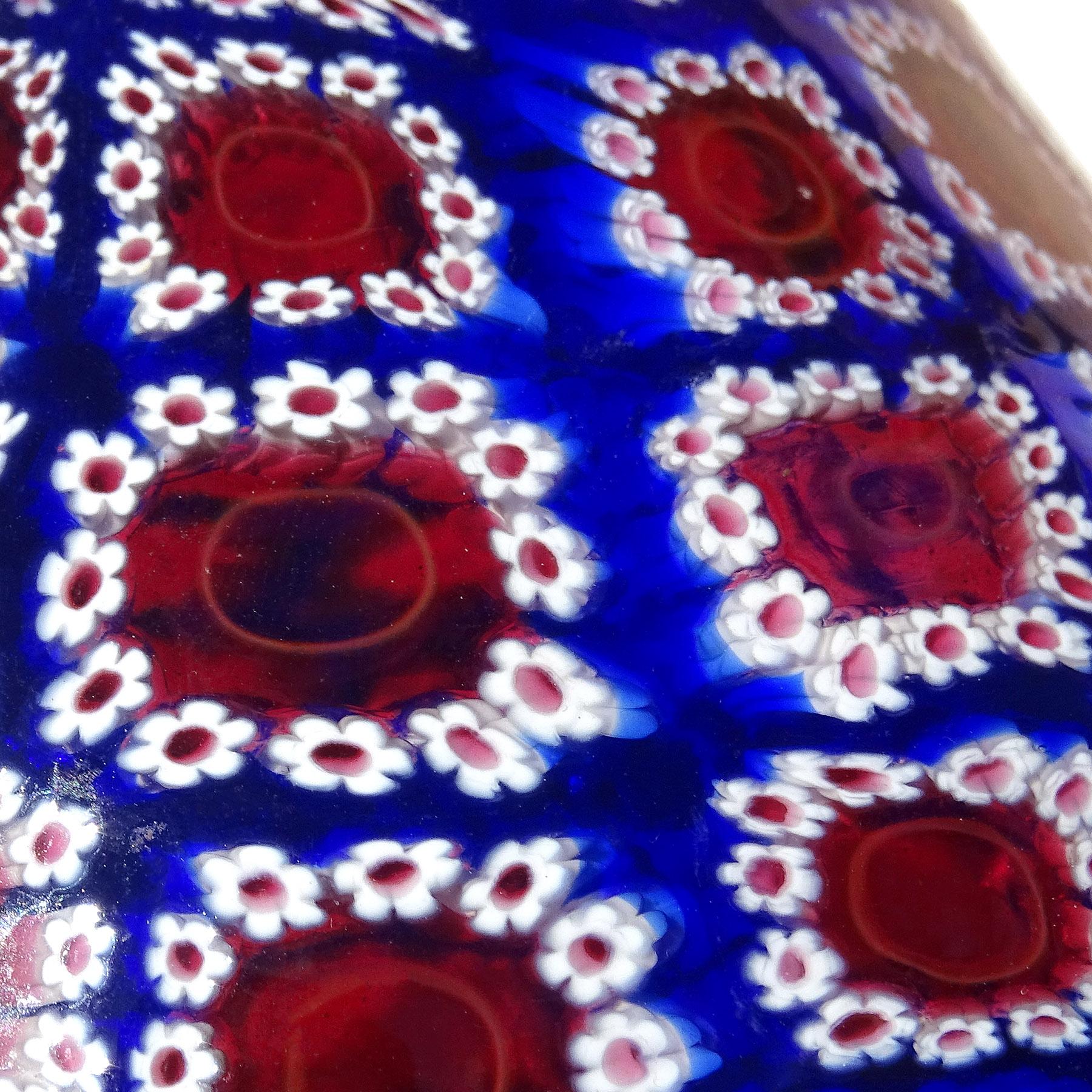Mid-Century Modern Toso Murano Blue White Red Millefiori Flower Mosaic Italian Art Glass Bud Vase For Sale