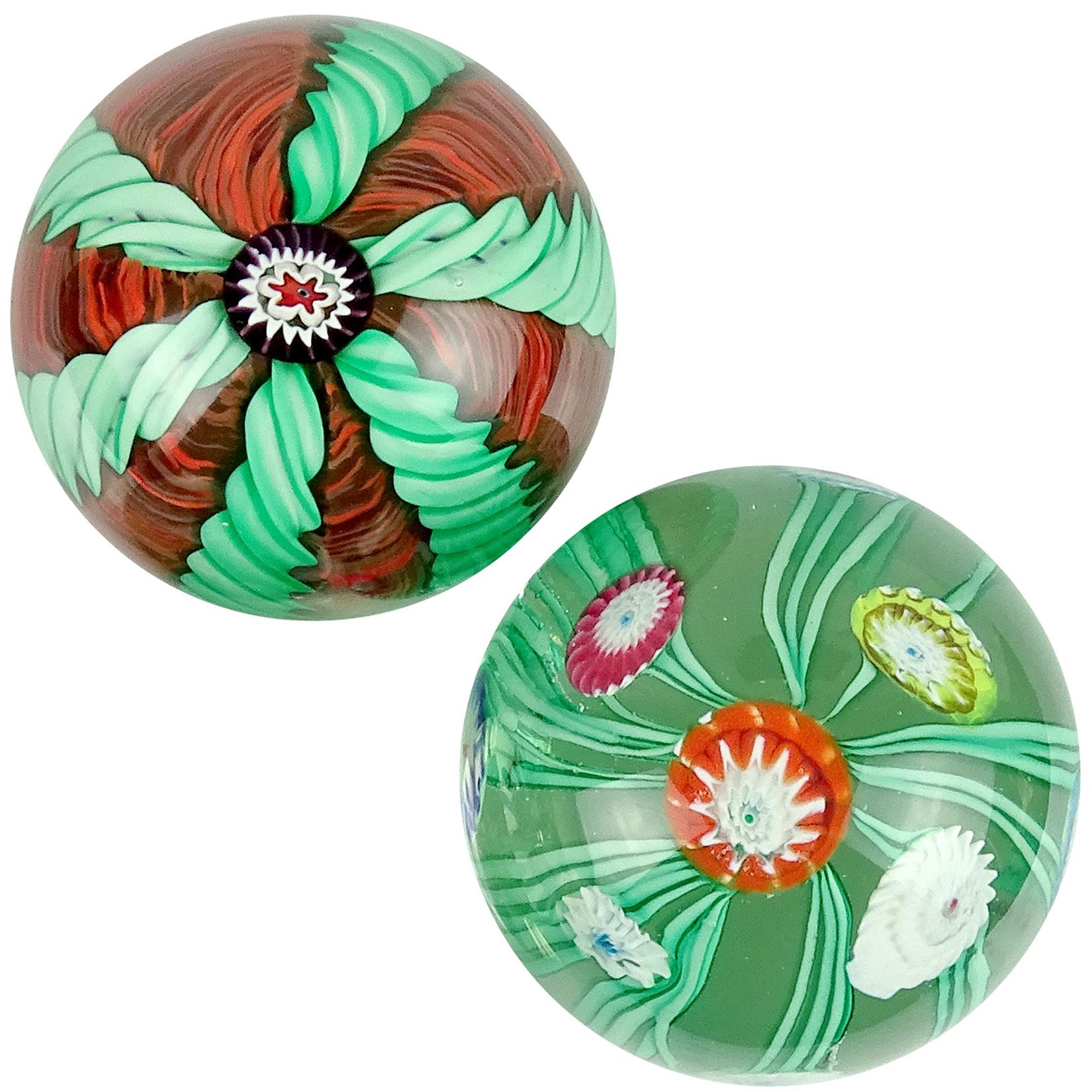 Pisapapeles de cristal artístico italiano Toso Murano Verde Naranja Flor Millefiori Moderno de mediados de siglo en venta