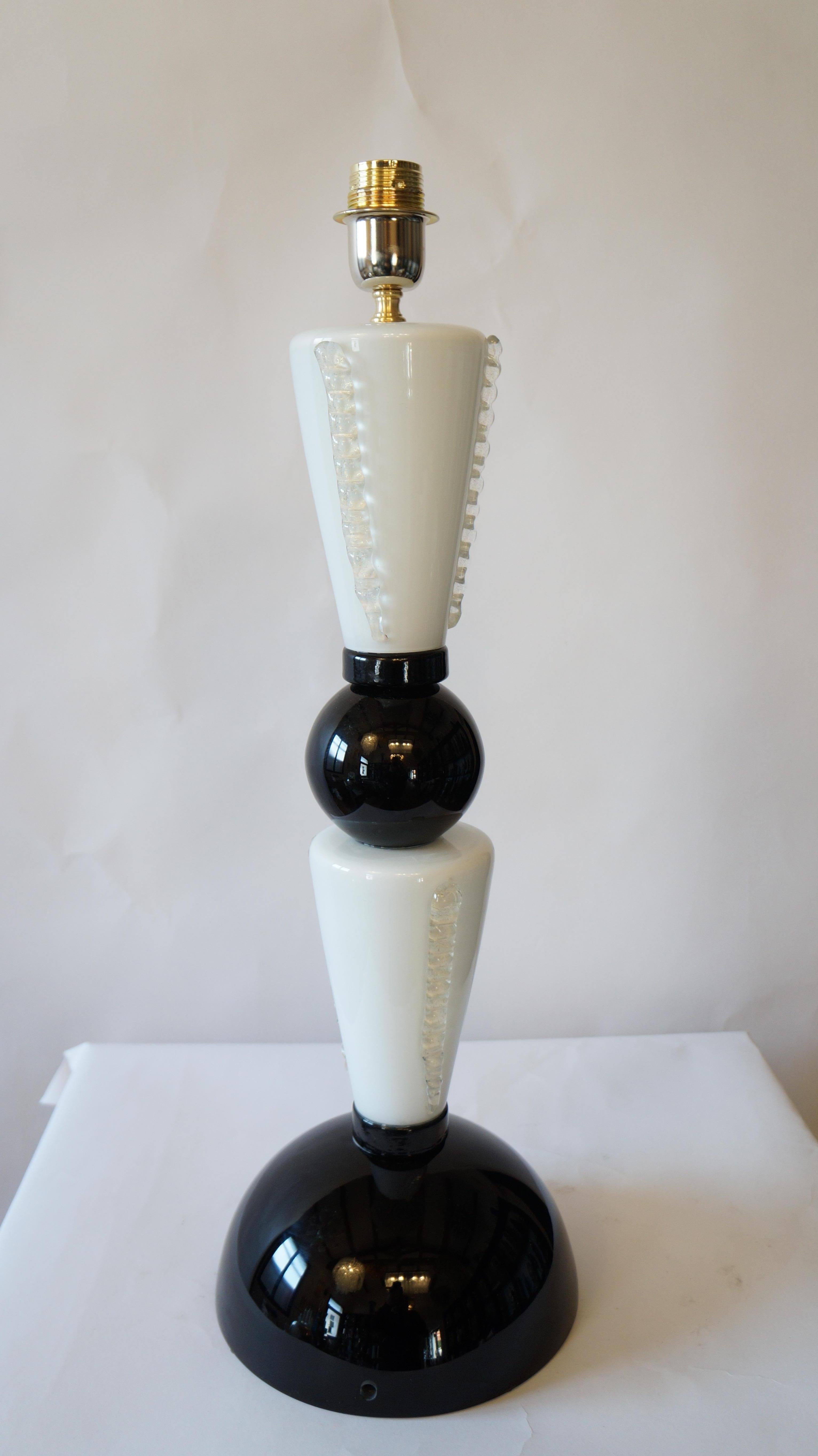 Toso Murano Mid-Century Modern Black White Two Murano Glass Table Lamps, 1974 For Sale 6