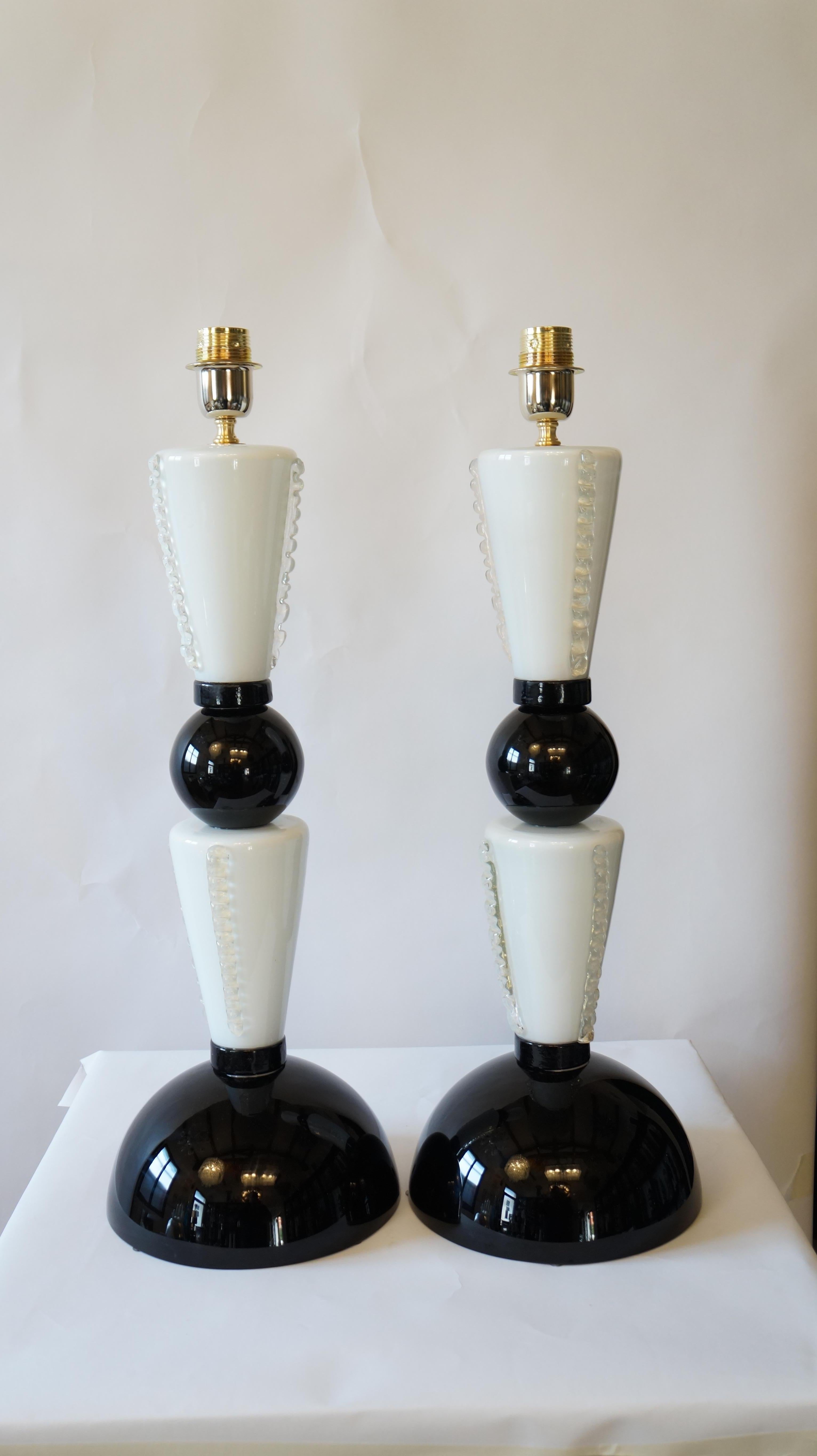 Toso Murano Mid-Century Modern Black White Two Murano Glass Table Lamps, 1974 For Sale 9