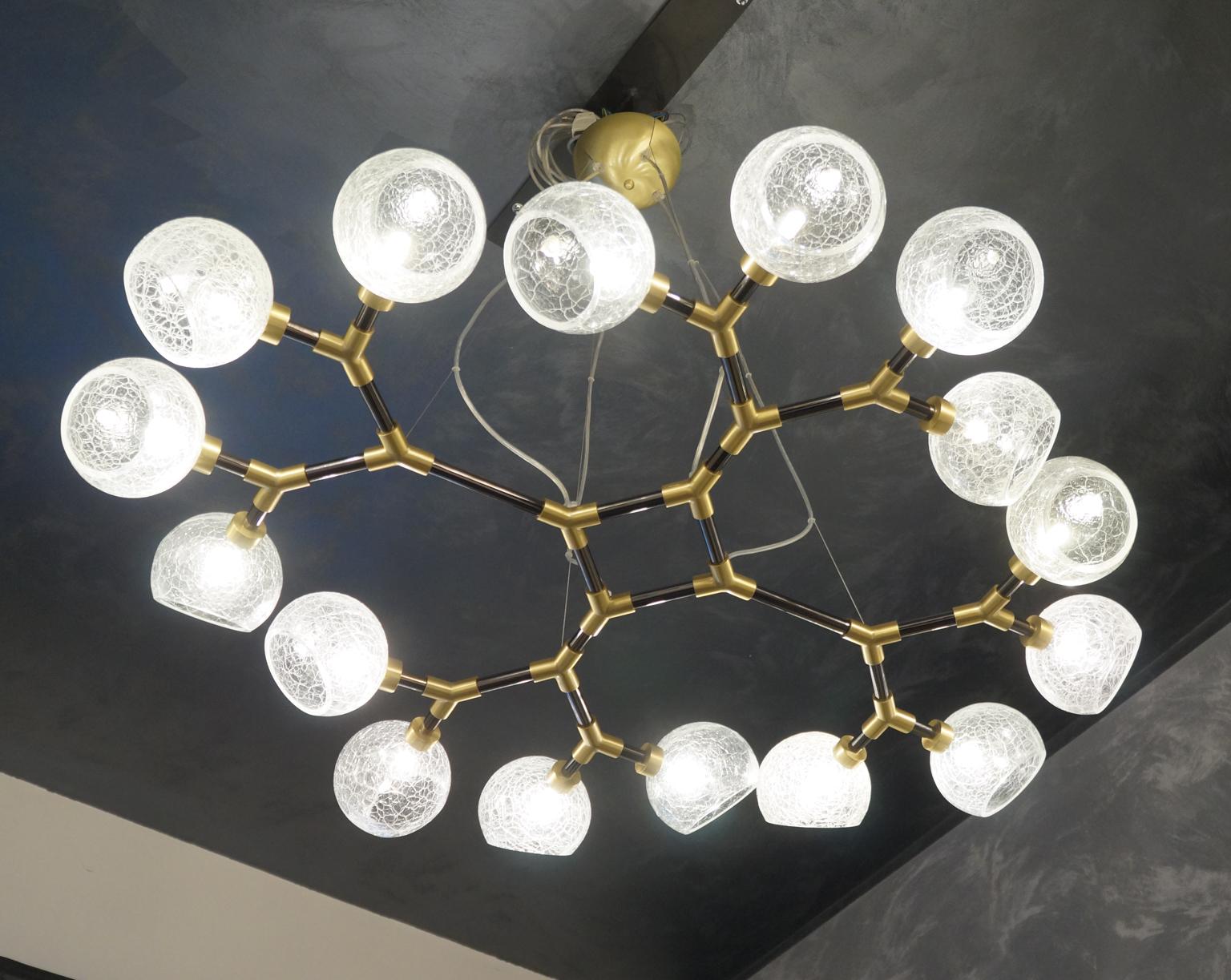 Hand-Crafted Toso Mid-Century Modern Crystal Murano Glass Chandelier Labyrinth, 1995s For Sale