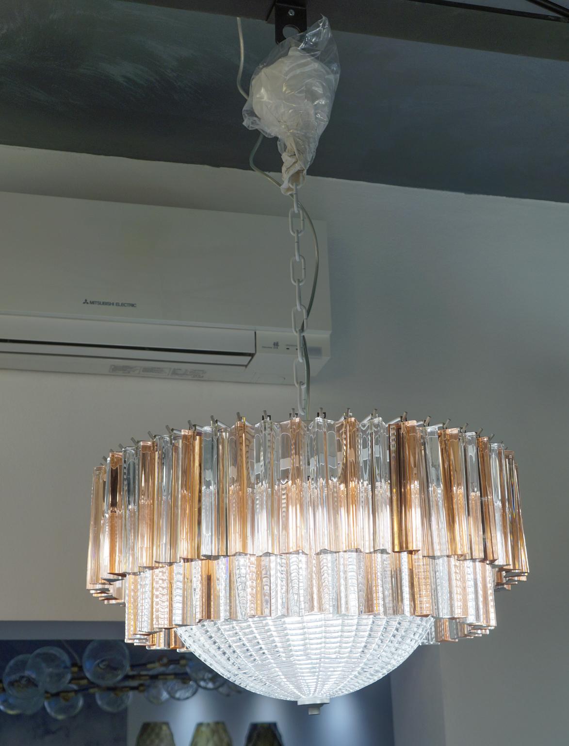 Toso Murano Mid-Century Modern Crystal Rose Venetian Glass Chandelier, 1970s For Sale 6