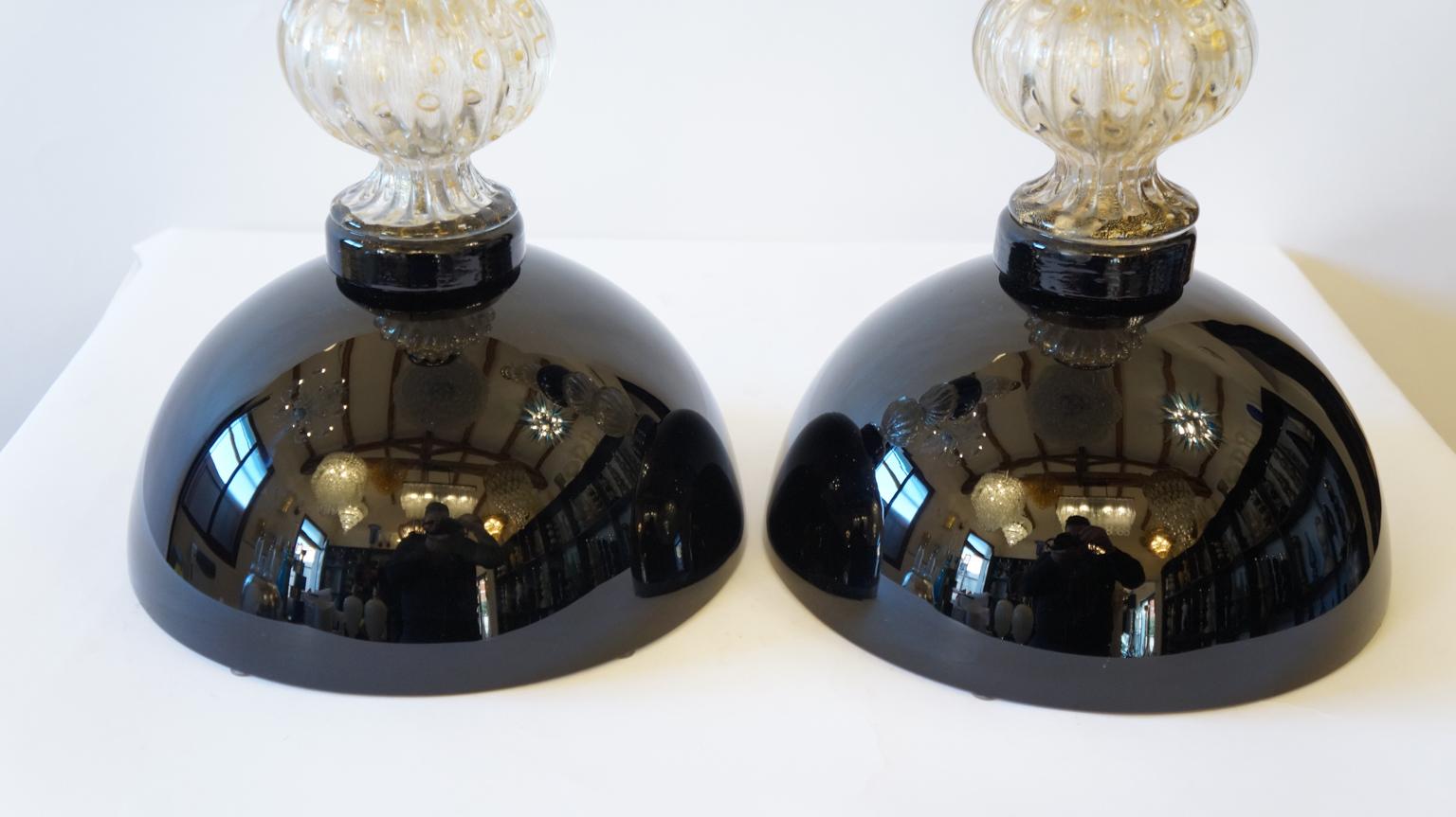 Toso Murano Mid-Century Modern Gold Black Two Murano Glass Table Lamps, 1982 For Sale 4