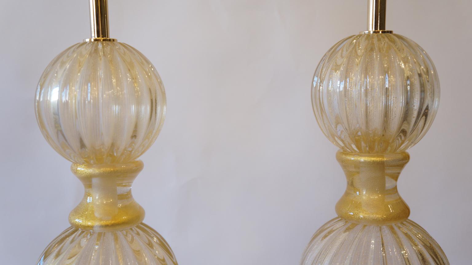 Toso Murano Mid-Century Modern Gold Black Two Murano Glass Table Lamps, 1985 For Sale 10