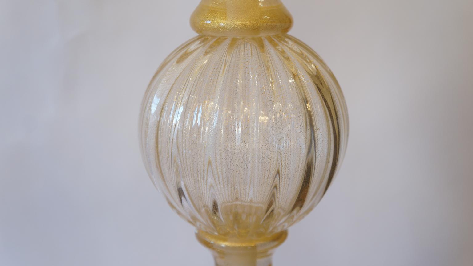 Toso Murano-Tischlampen, Moderne der Mitte des Jahrhunderts, Gold Schwarz, zwei Muranoglas-Tischlampen, 1985 im Angebot 2